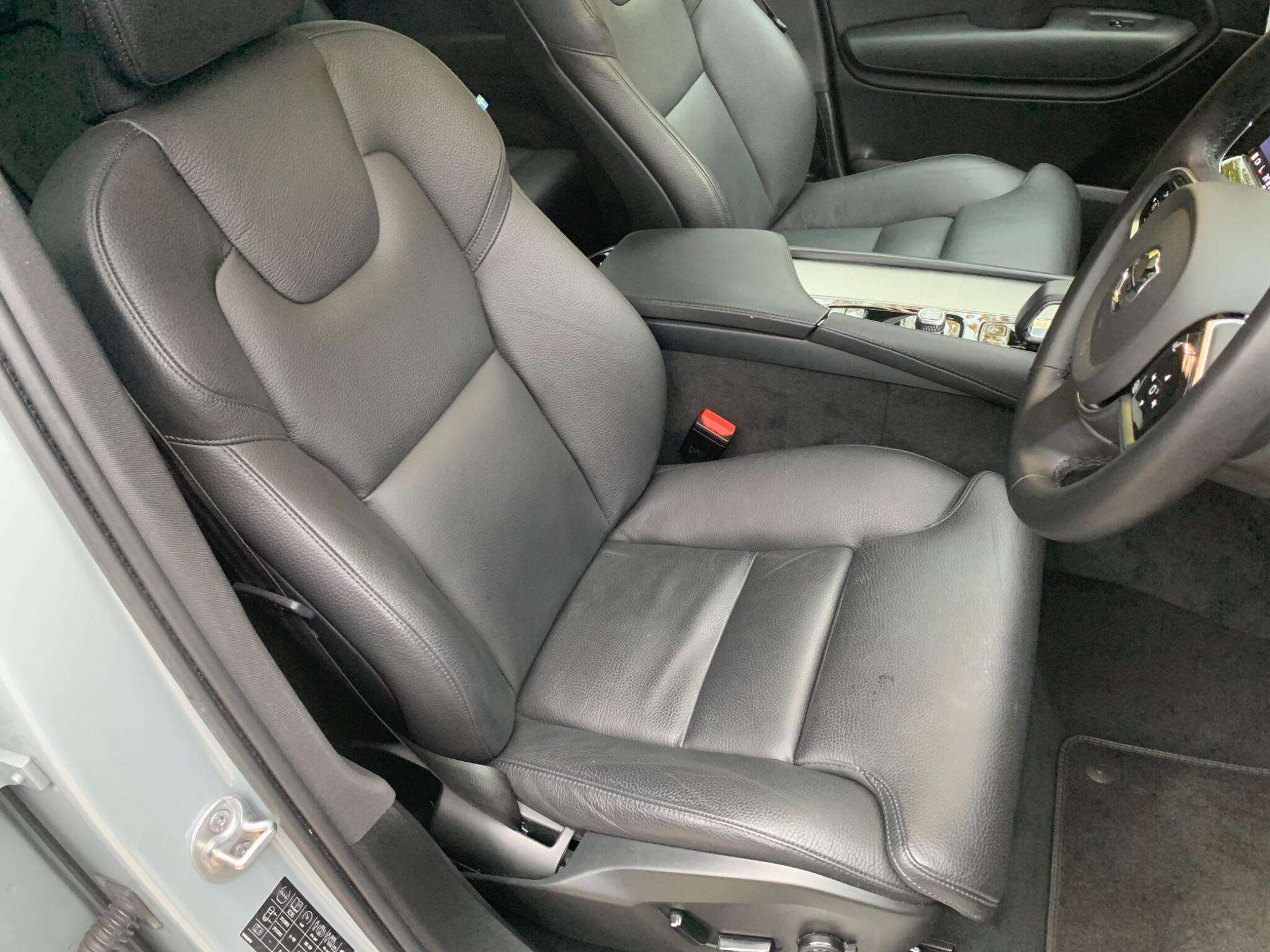 2024 VOLVO XC90 2024 VOLVO XC90