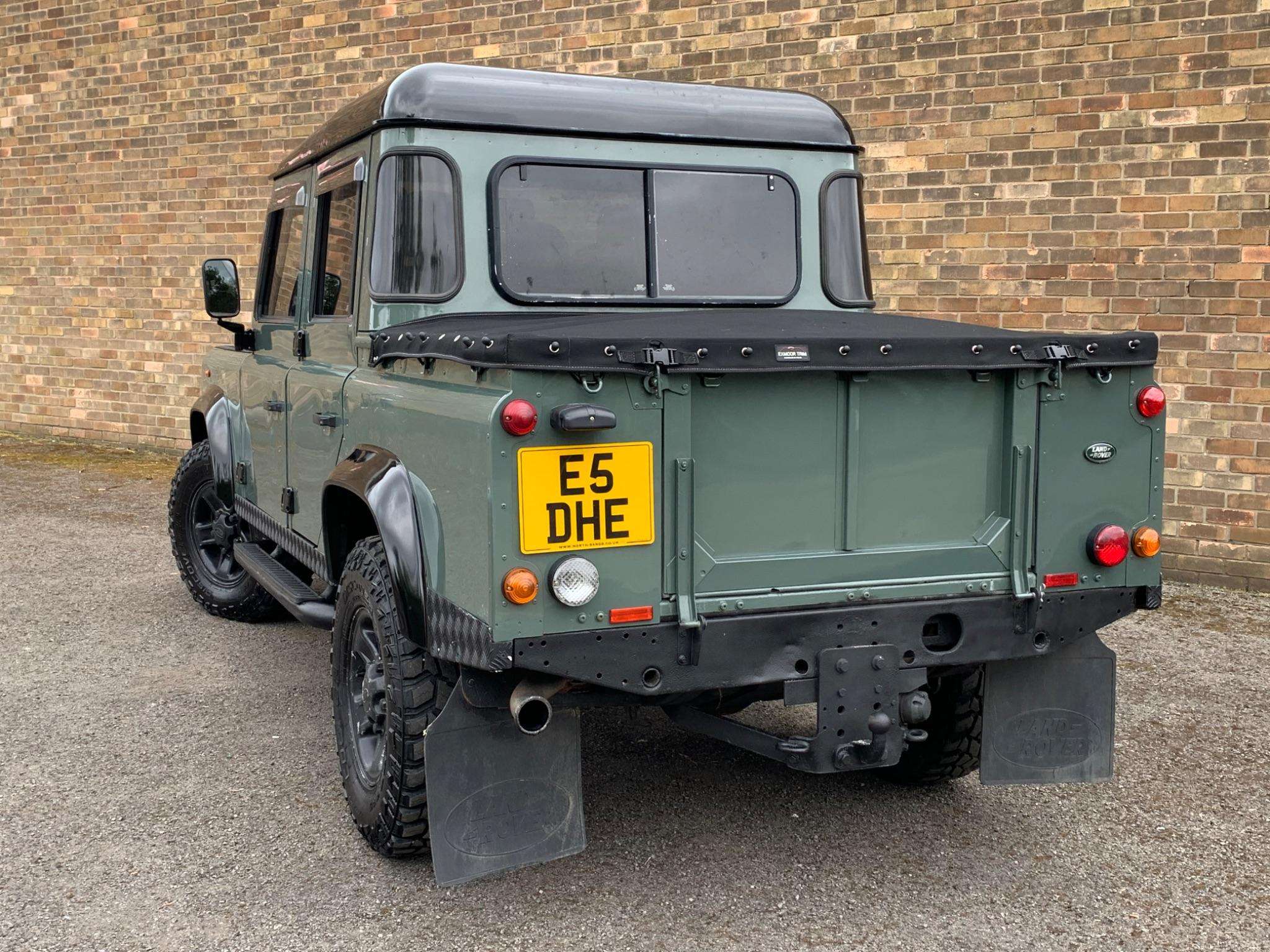 2010 LAND ROVER DEFENDER 110 2010 LAND ROVER DEFENDER 110