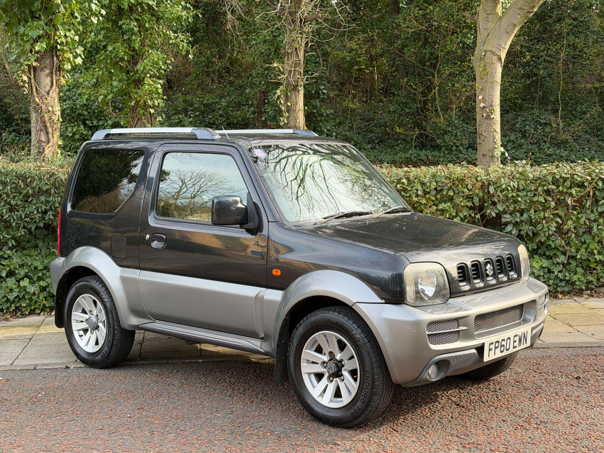 2011 SUZUKI JIMNY 2011 SUZUKI JIMNY