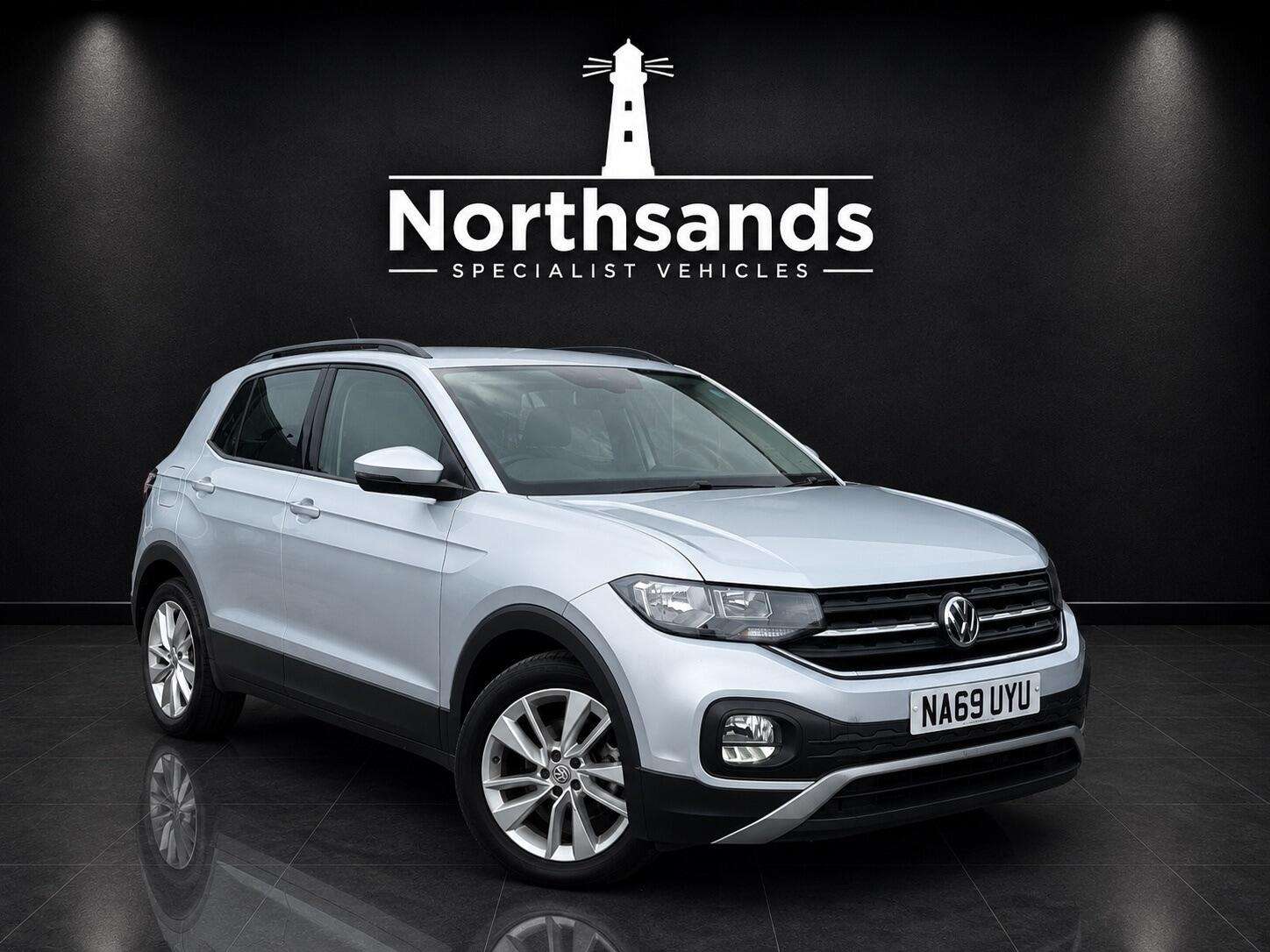 A 2019 VOLKSWAGEN T-CROSS 1.0 TSI SE Euro 6 (s/s) 5dr A 2019 VOLKSWAGEN T-CROSS 1.0 TSI SE Euro 6 (s/s) 5dr