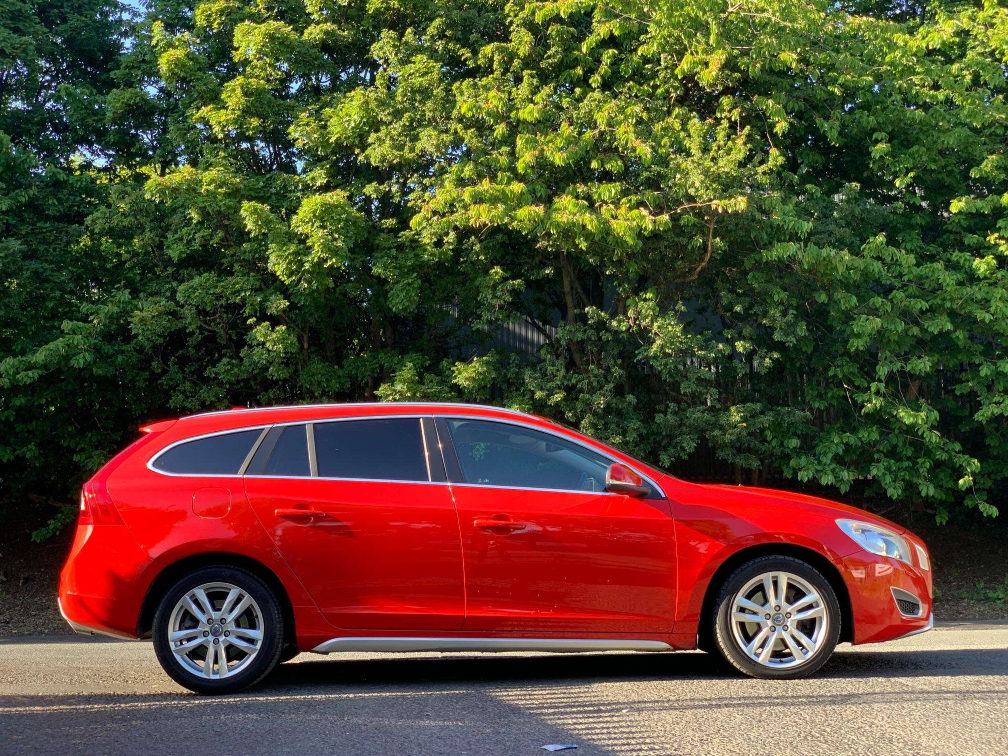 2013 VOLVO V60 2013 VOLVO V60