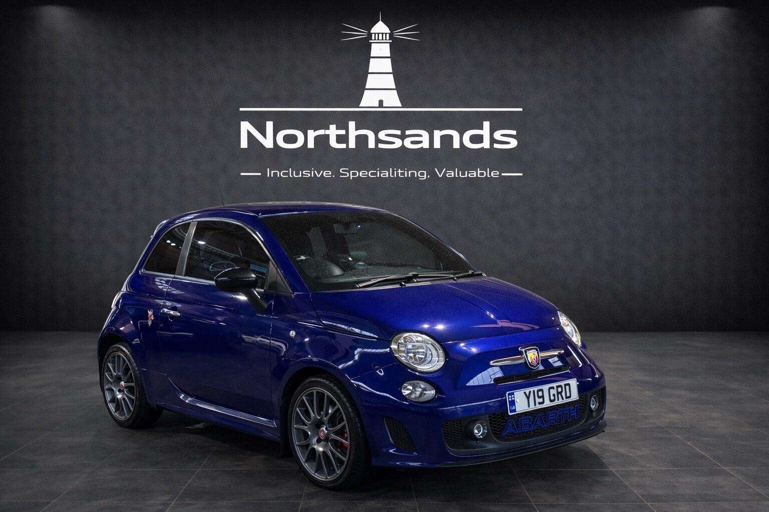 A 2016 ABARTH 595 1.4 T-Jet Euro 6 3dr A 2016 ABARTH 595 1.4 T-Jet Euro 6 3dr