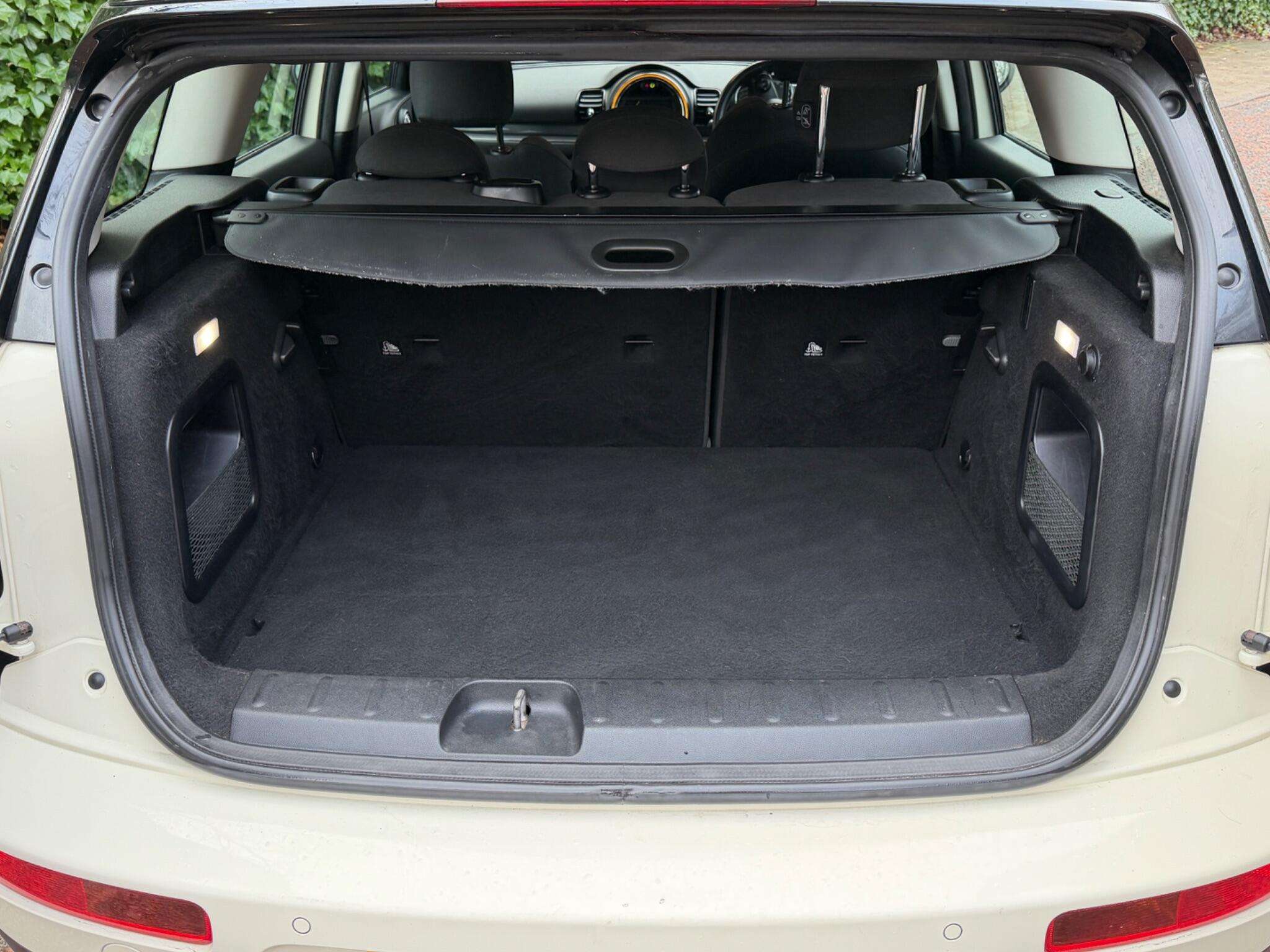 2017 MINI CLUBMAN 2017 MINI CLUBMAN