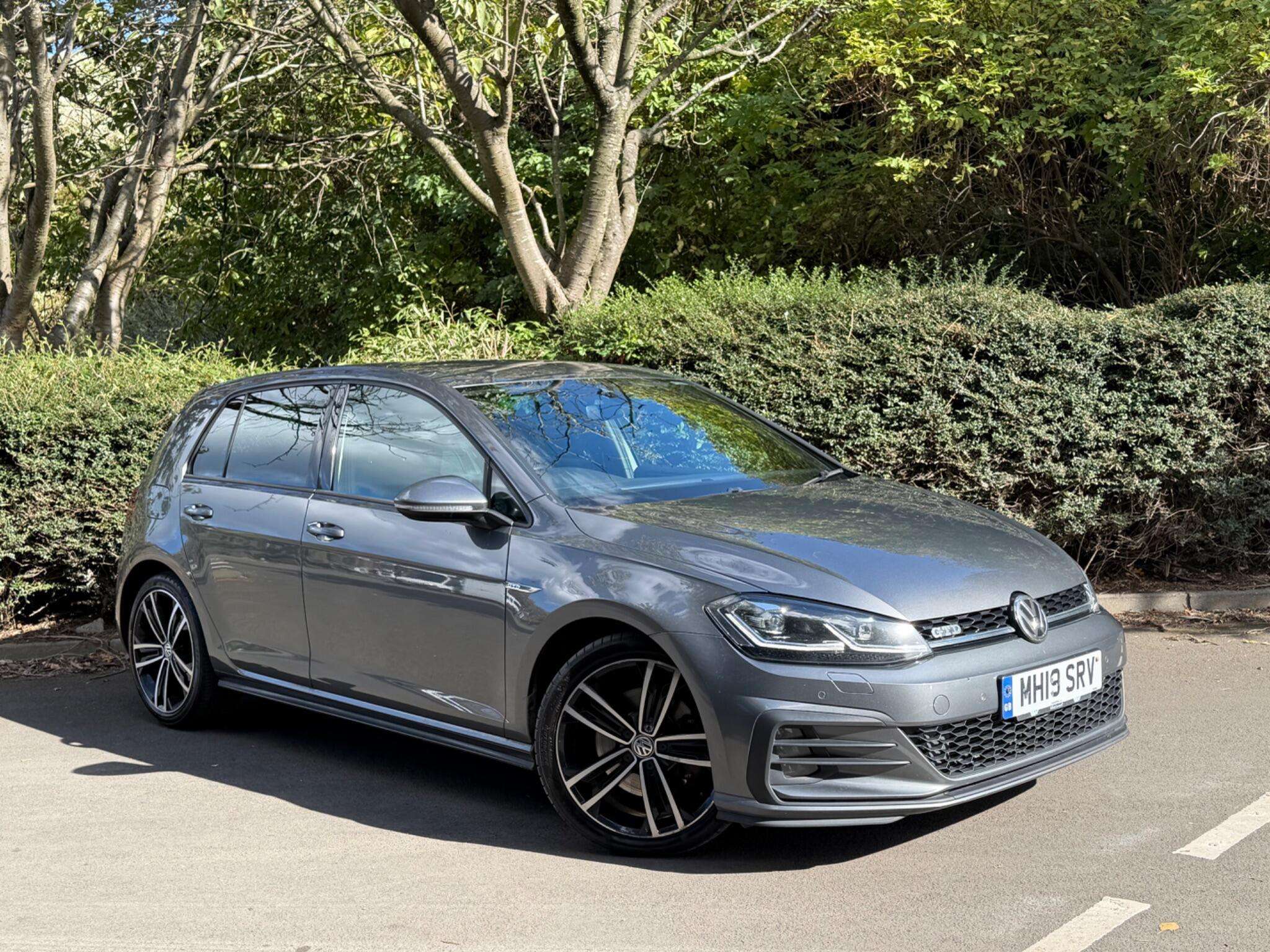 A 2019 VOLKSWAGEN GOLF 2.0 TDI GTD DSG Euro 6 (s/s) 5dr A 2019 VOLKSWAGEN GOLF 2.0 TDI GTD DSG Euro 6 (s/s) 5dr