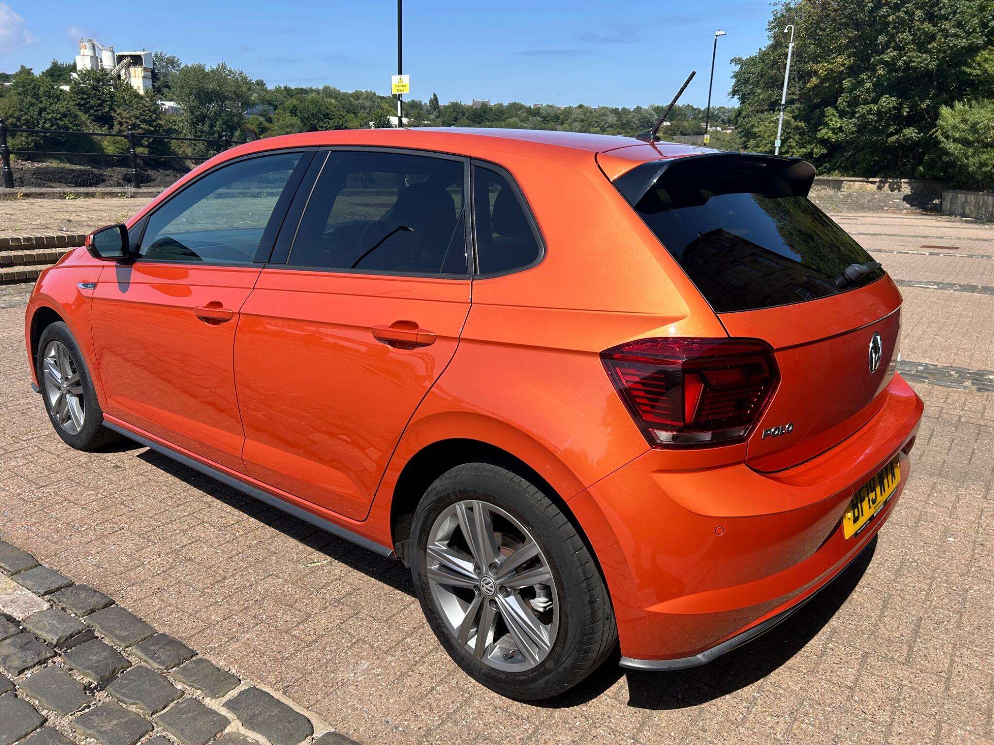 2019 VOLKSWAGEN POLO 2019 VOLKSWAGEN POLO