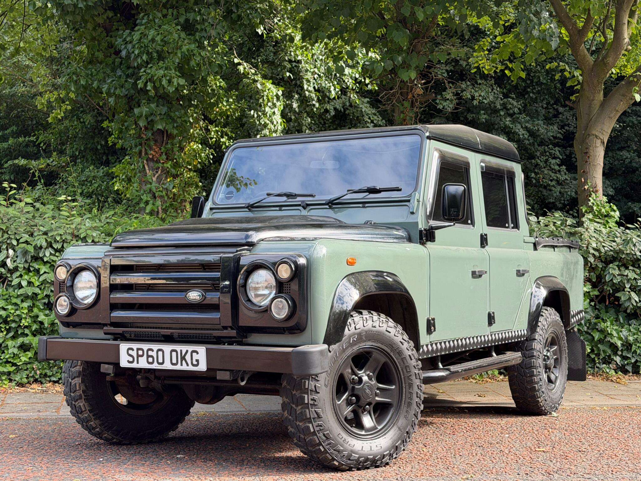 2010 LAND ROVER DEFENDER 110 2010 LAND ROVER DEFENDER 110