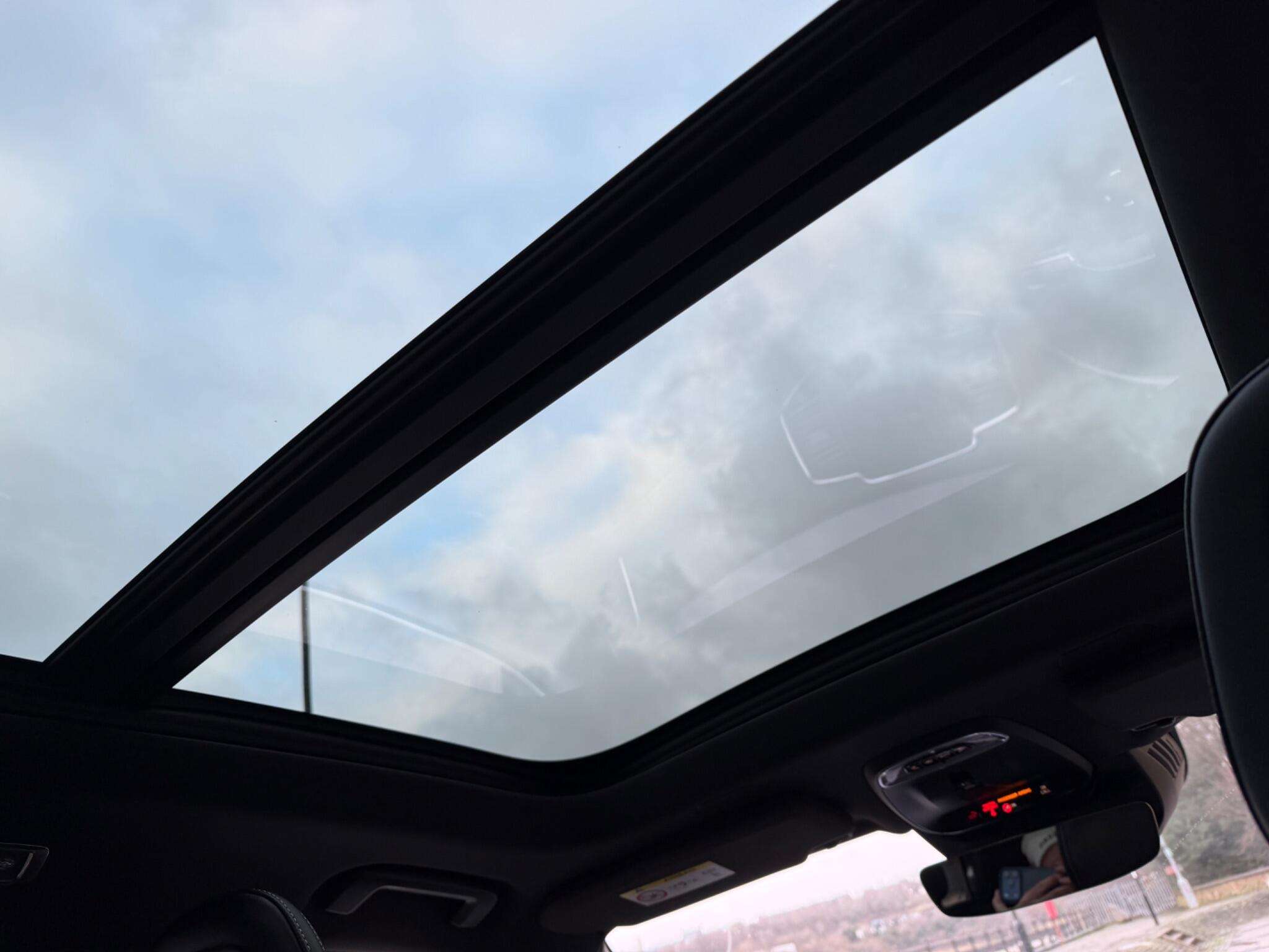 2017 VOLVO XC90 2017 VOLVO XC90