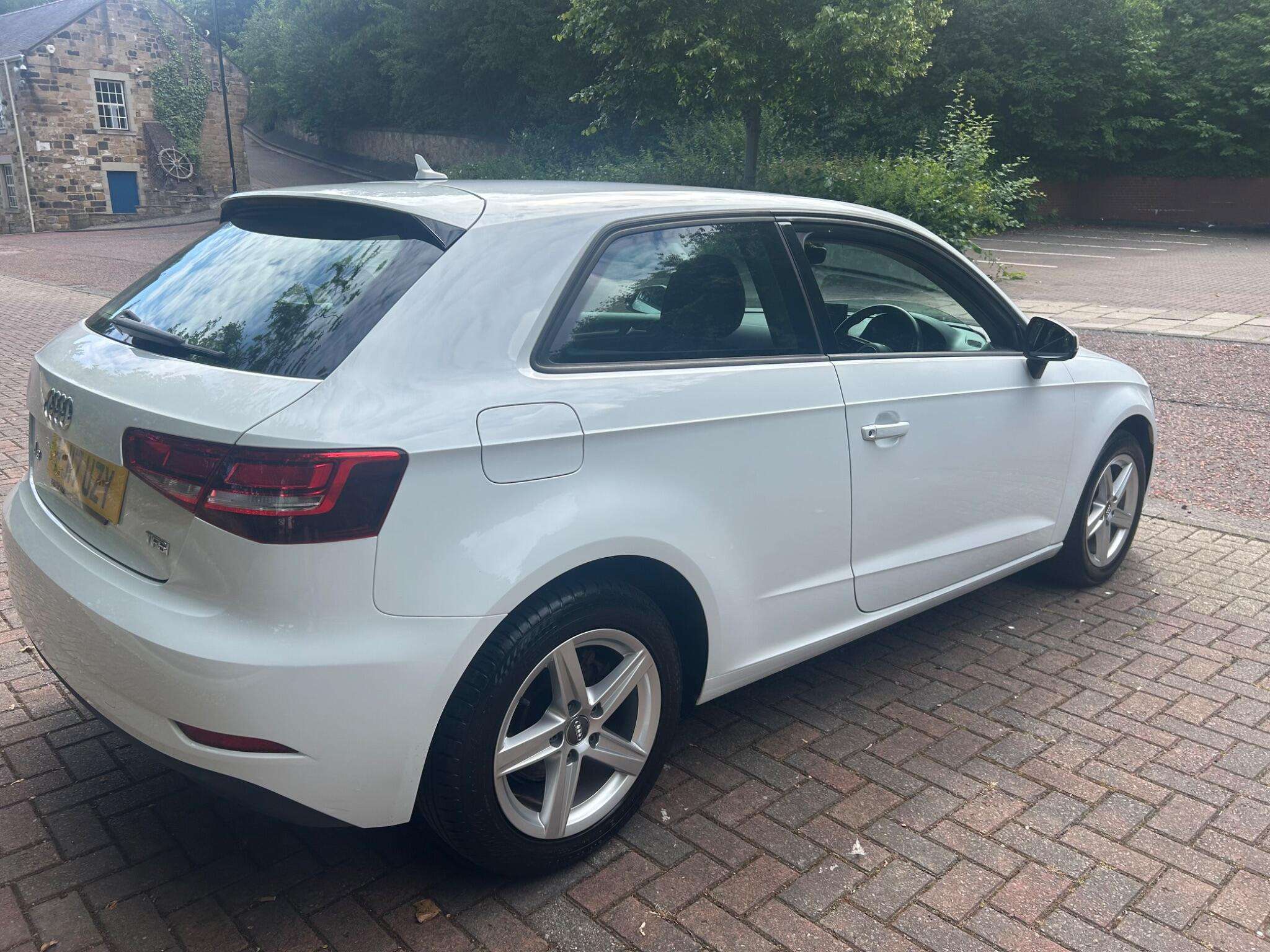 2017 AUDI A3 2017 AUDI A3