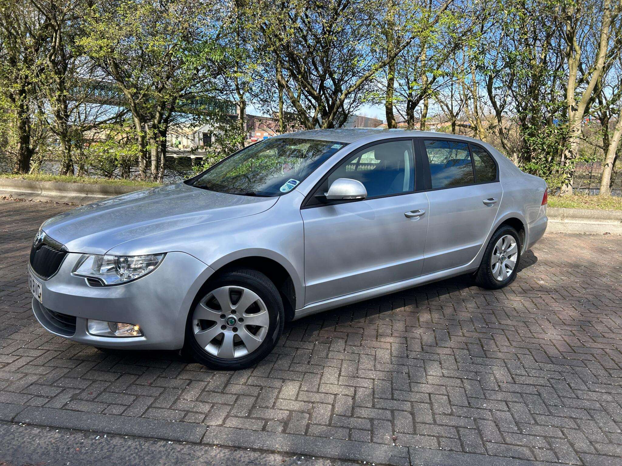 2011 SKODA SUPERB 2011 SKODA SUPERB
