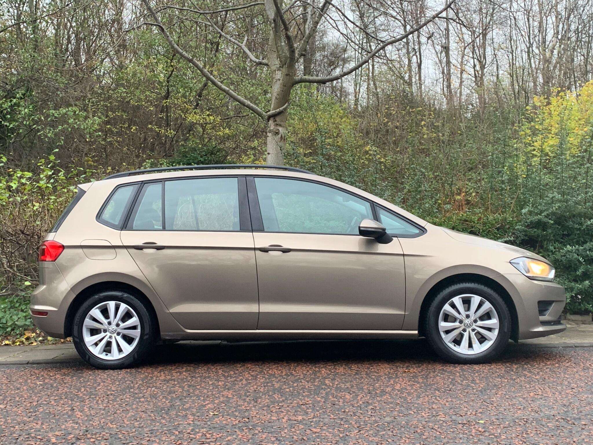 2015 VOLKSWAGEN GOLF SV 2015 VOLKSWAGEN GOLF SV