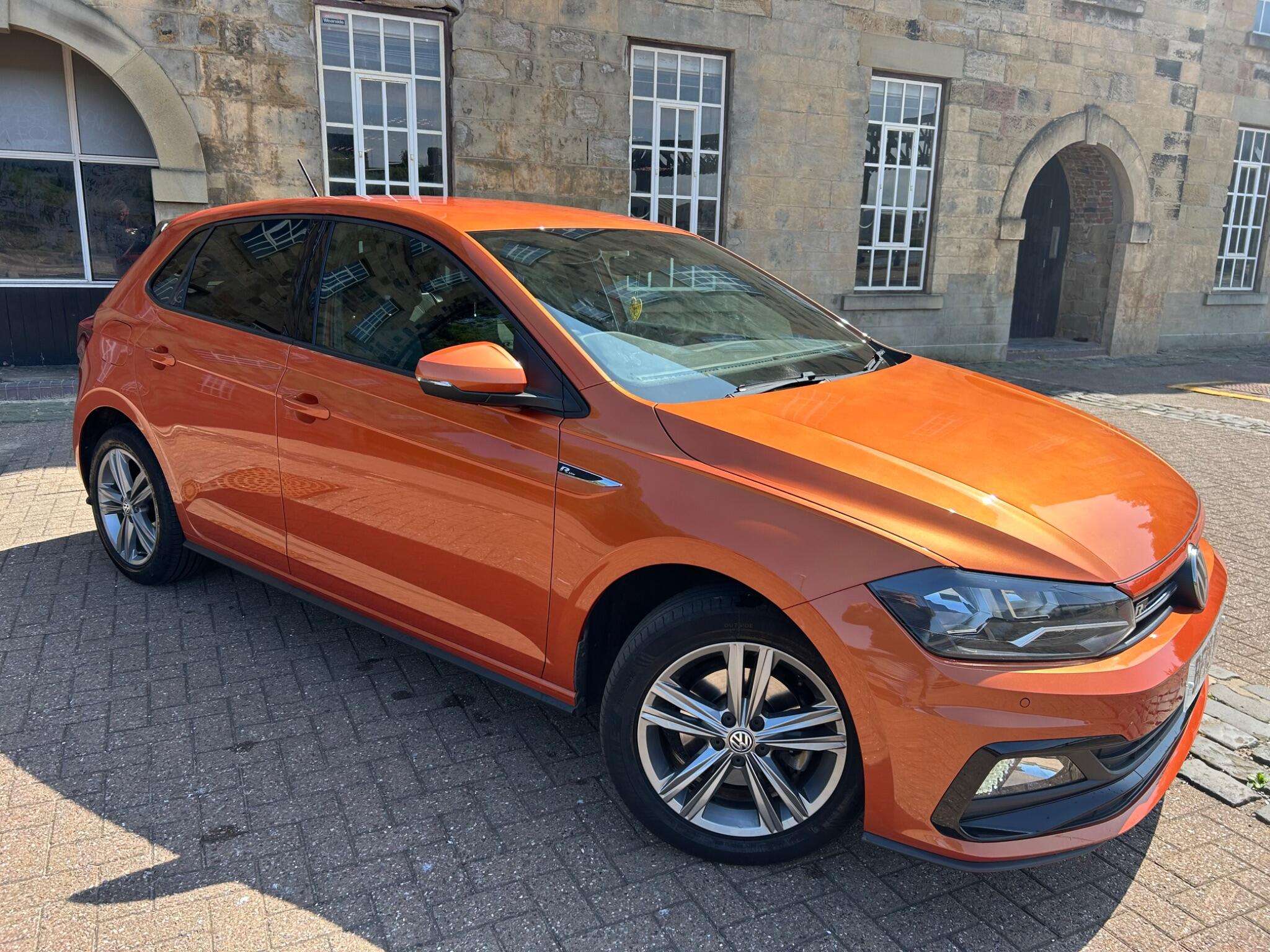A 2019 VOLKSWAGEN POLO 1.0 TSI R-Line Euro 6 (s/s) 5dr A 2019 VOLKSWAGEN POLO 1.0 TSI R-Line Euro 6 (s/s) 5dr