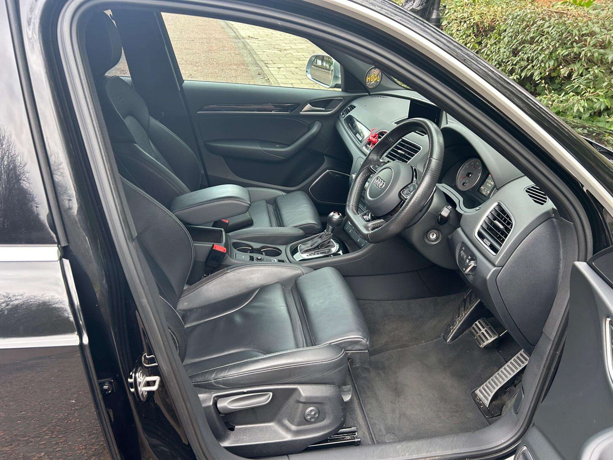 2016 AUDI RS Q3 2016 AUDI RS Q3