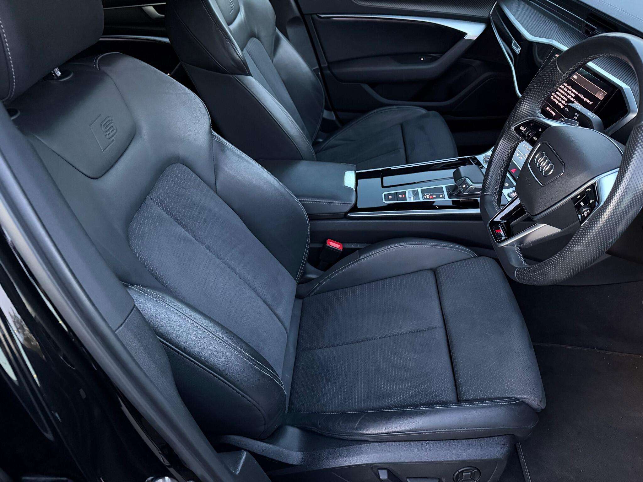 null AUDI A6 AVANT null AUDI A6 AVANT