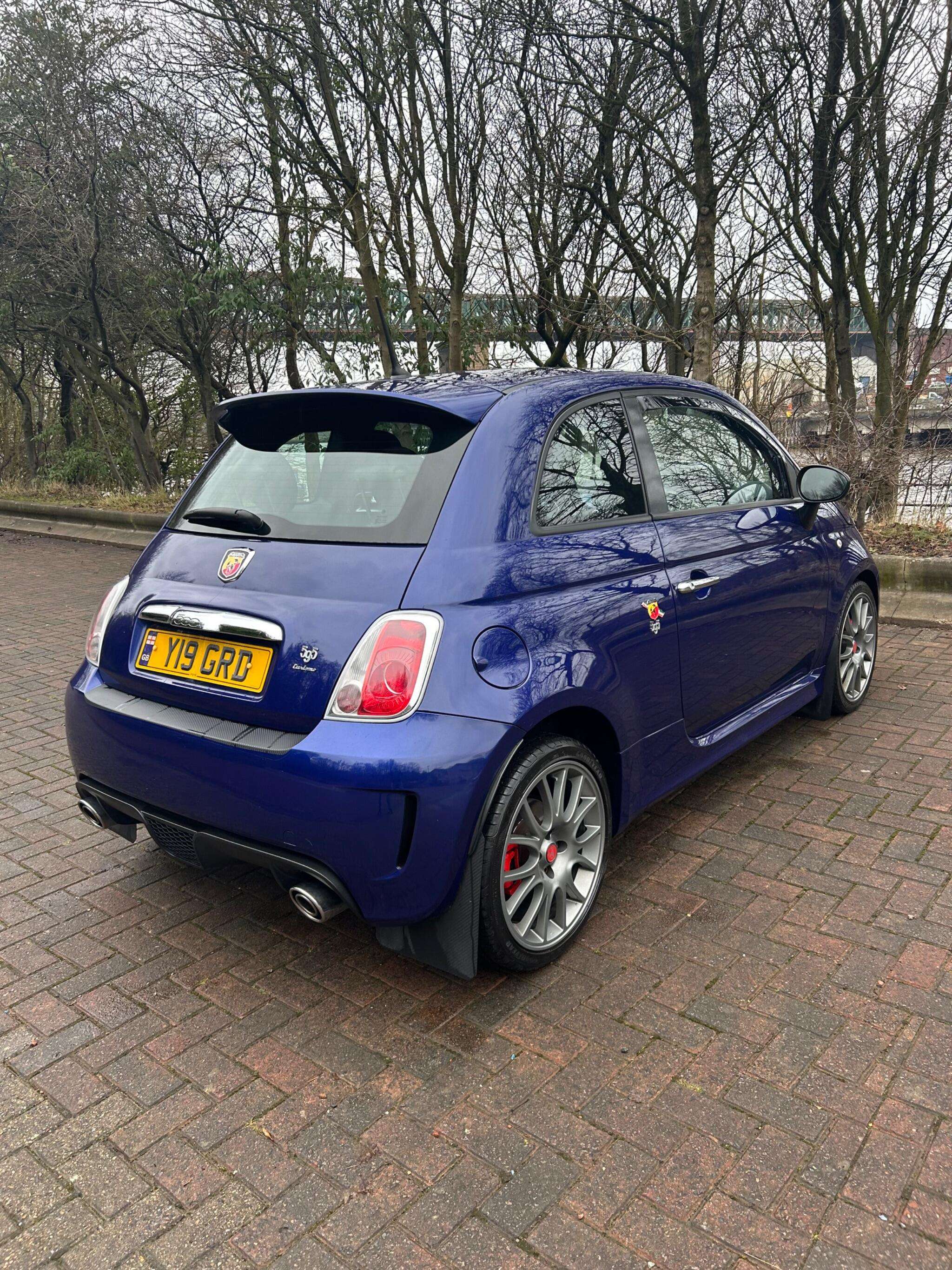 A 2016 ABARTH 595 1.4 T-Jet Euro 6 3dr A 2016 ABARTH 595 1.4 T-Jet Euro 6 3dr