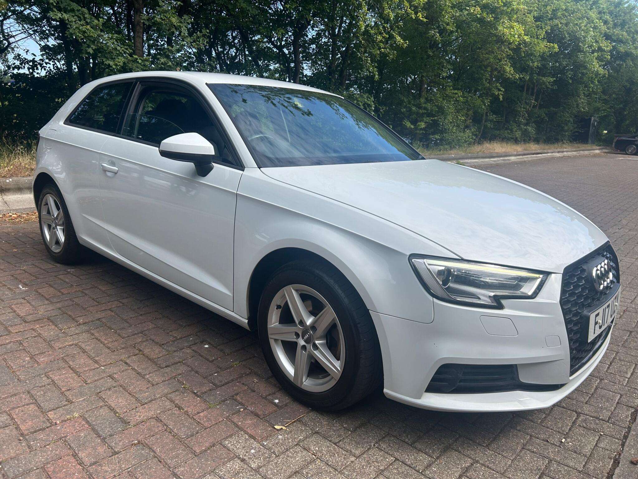 A 2017 AUDI A3 1.0 TFSI SE Euro 6 (s/s) 3dr A 2017 AUDI A3 1.0 TFSI SE Euro 6 (s/s) 3dr