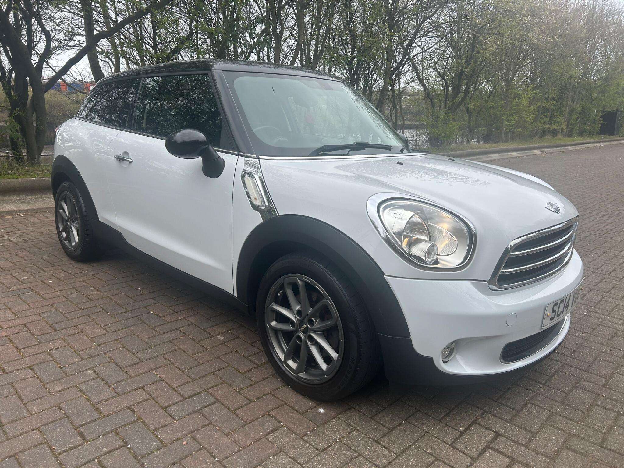A 2014 MINI PACEMAN 1.6 Cooper Euro 5 (s/s) 3dr A 2014 MINI PACEMAN 1.6 Cooper Euro 5 (s/s) 3dr