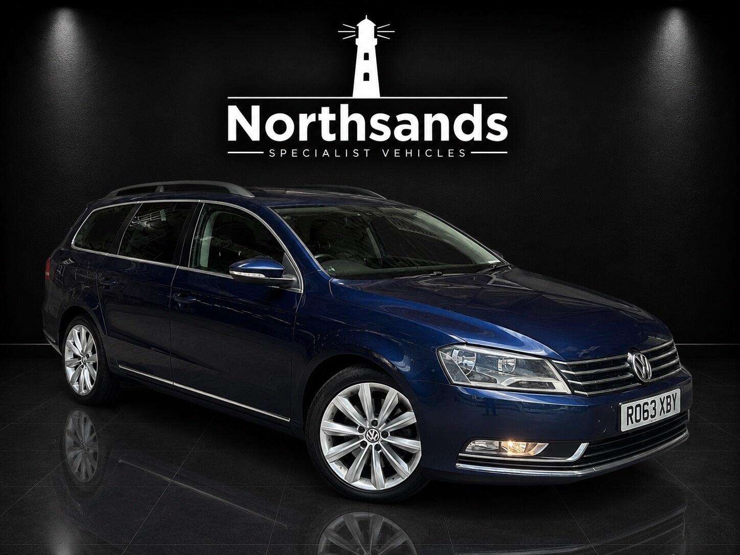 A 2013 VOLKSWAGEN PASSAT 2.0 TDI BlueMotion Tech Highline Euro 5 (s/s) 5dr A 2013 VOLKSWAGEN PASSAT 2.0 TDI BlueMotion Tech Highline Euro 5 (s/s) 5dr