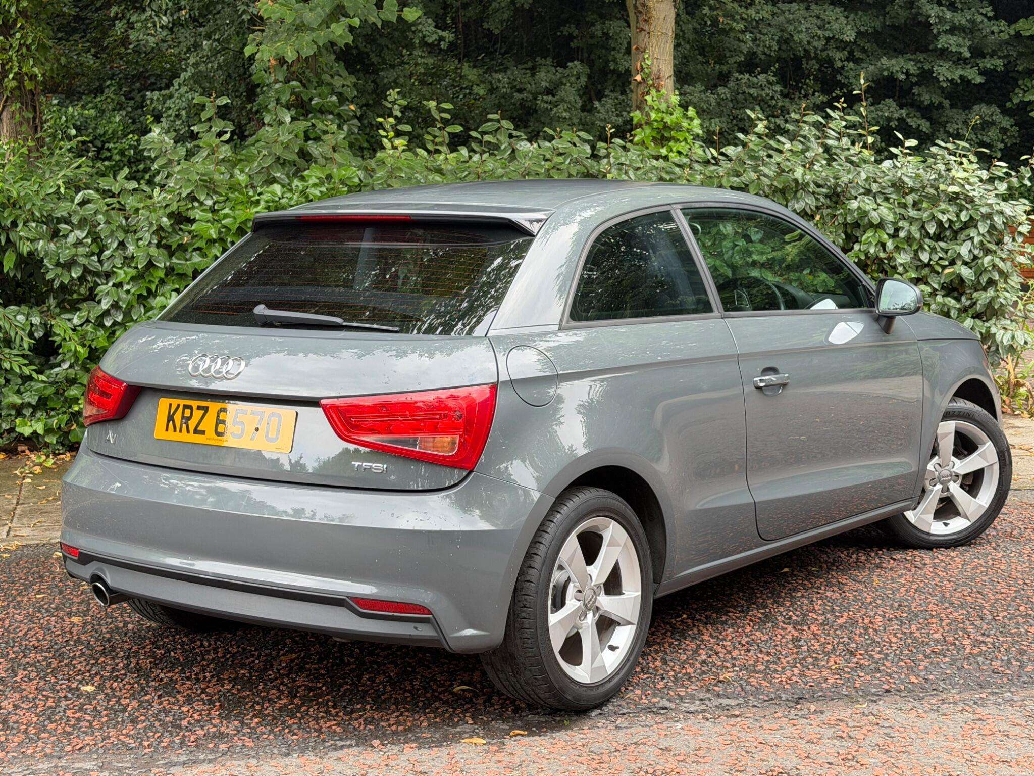2016 AUDI A1 2016 AUDI A1
