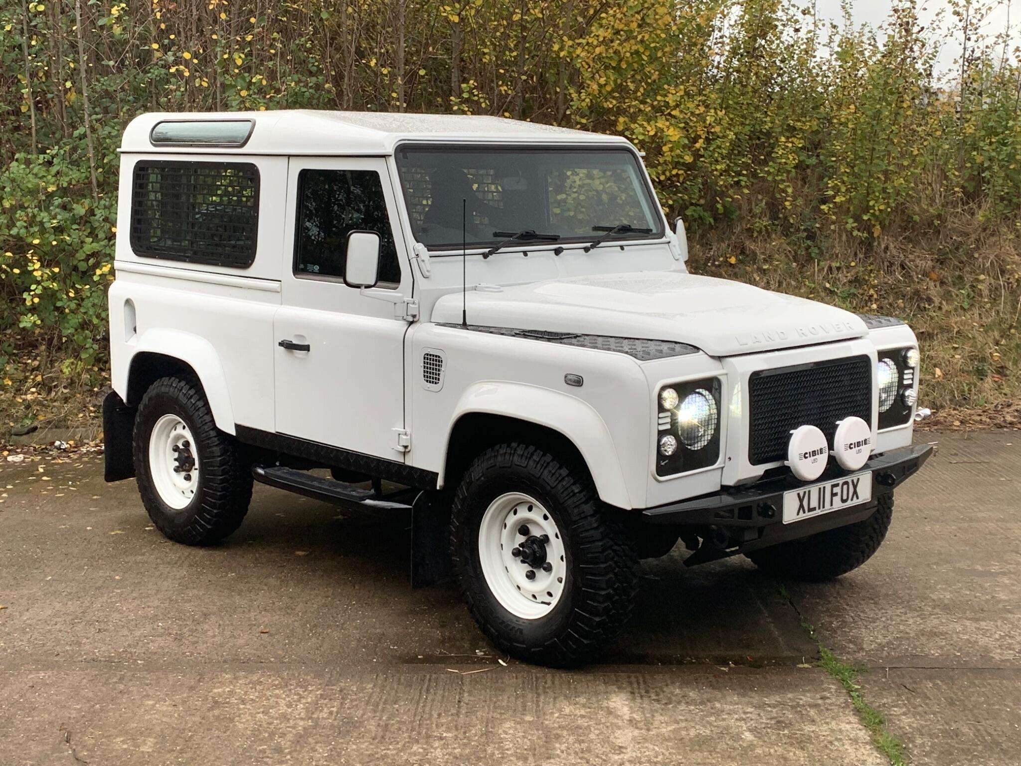 null LAND ROVER DEFENDER 90 null LAND ROVER DEFENDER 90