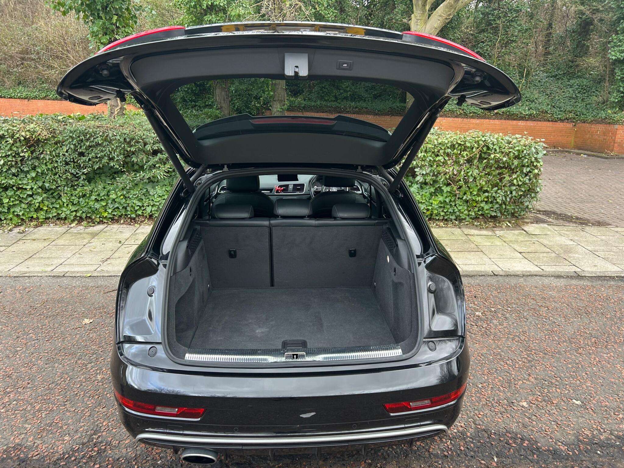 2016 AUDI RS Q3 2016 AUDI RS Q3