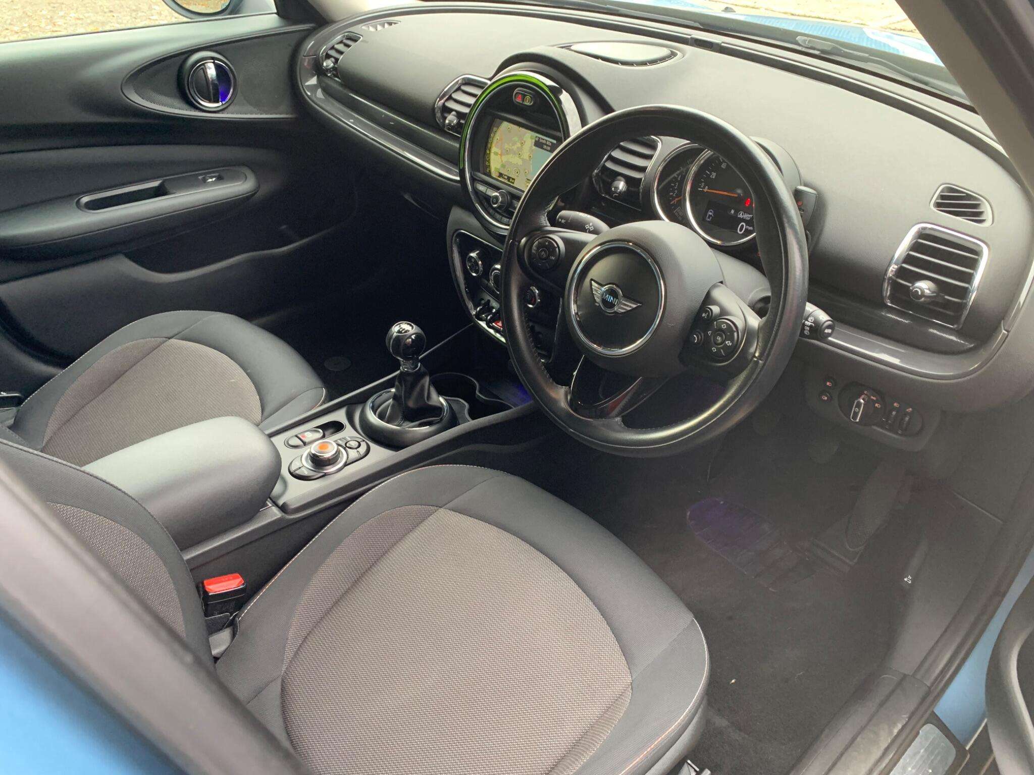 2016 MINI CLUBMAN 2016 MINI CLUBMAN