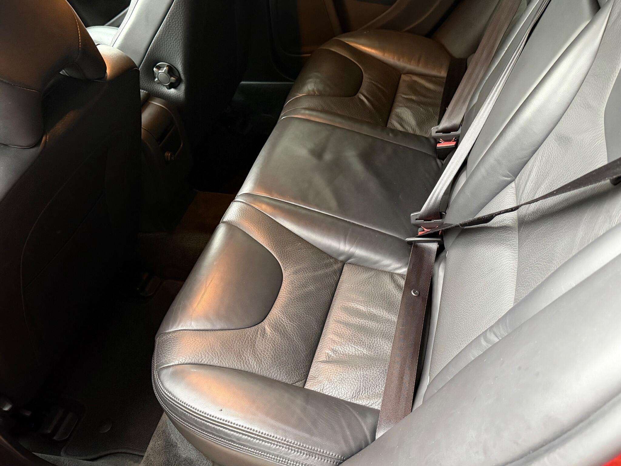 2013 VOLVO V60 2013 VOLVO V60