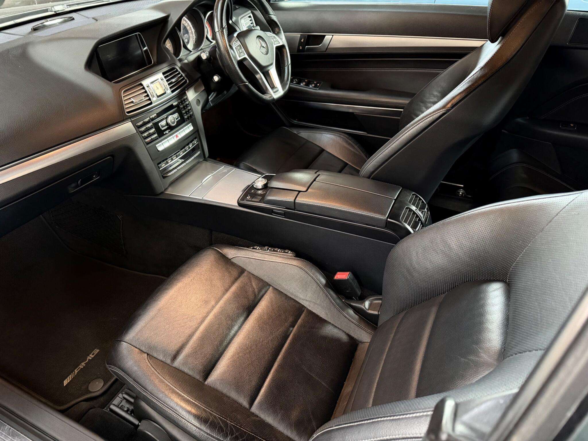 A 2013 MERCEDES-BENZ E CLASS 2.1 E250 CDI AMG Sport G-Tronic+ Euro 5 (s/s) 2dr A 2013 MERCEDES-BENZ E CLASS 2.1 E250 CDI AMG Sport G-Tronic+ Euro 5 (s/s) 2dr