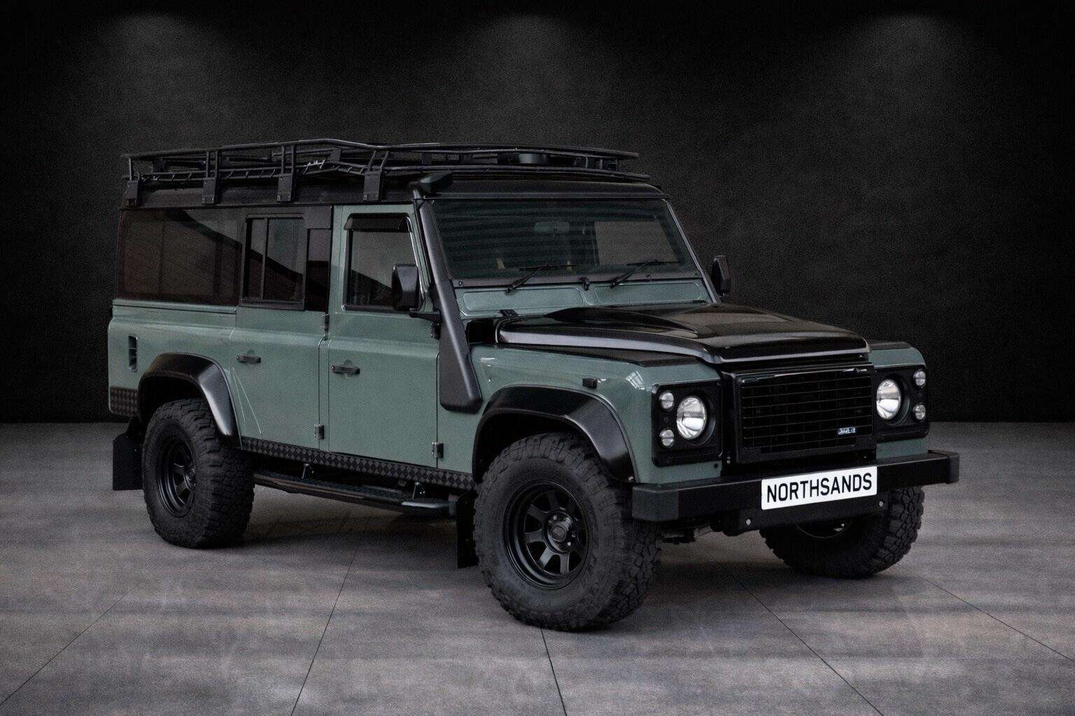 null LAND ROVER DEFENDER 110 null LAND ROVER DEFENDER 110