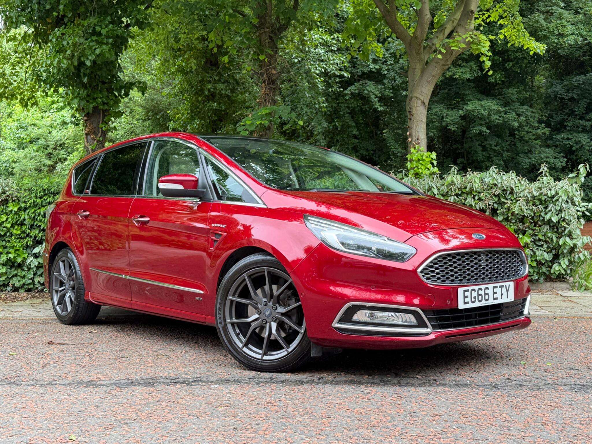 A 2017 FORD S-MAX 2.0 TDCi Vignale Powershift Euro 6 (s/s) 5dr A 2017 FORD S-MAX 2.0 TDCi Vignale Powershift Euro 6 (s/s) 5dr