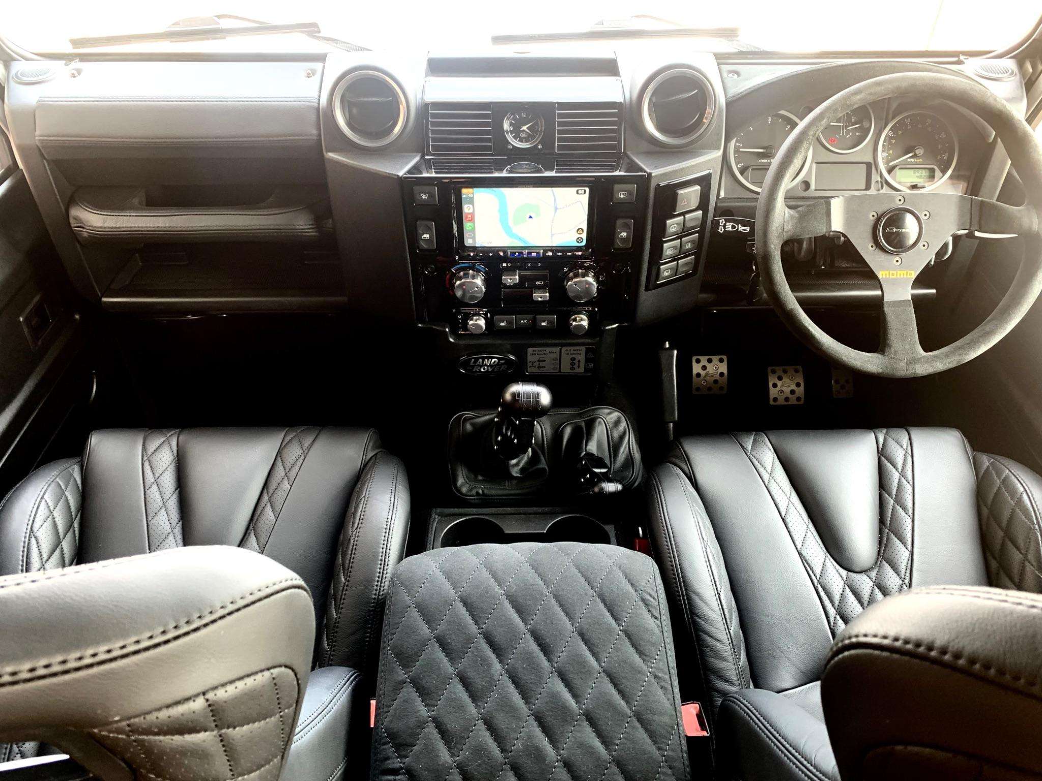 null LAND ROVER DEFENDER 90 null LAND ROVER DEFENDER 90