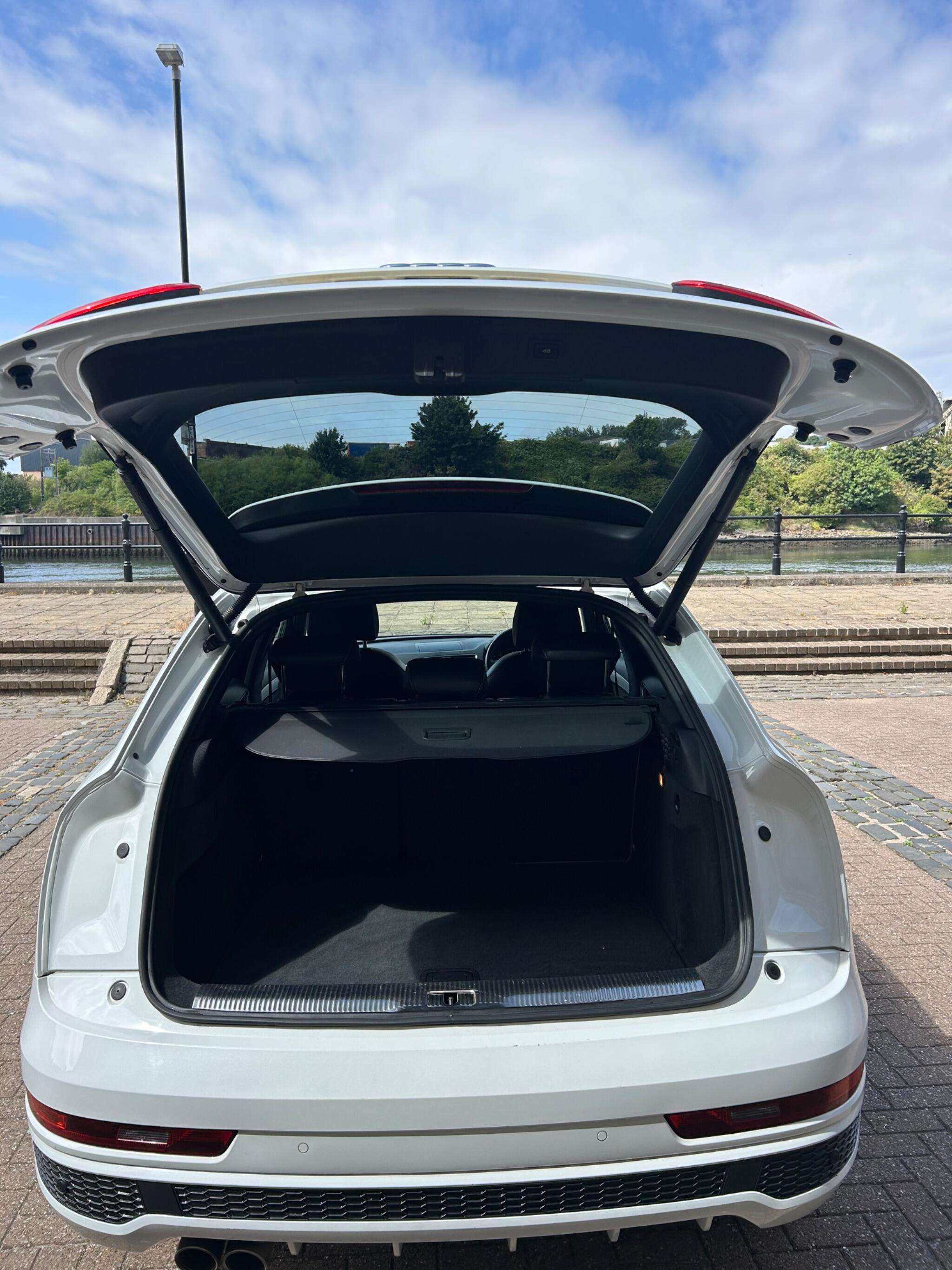 2016 AUDI Q3 2016 AUDI Q3