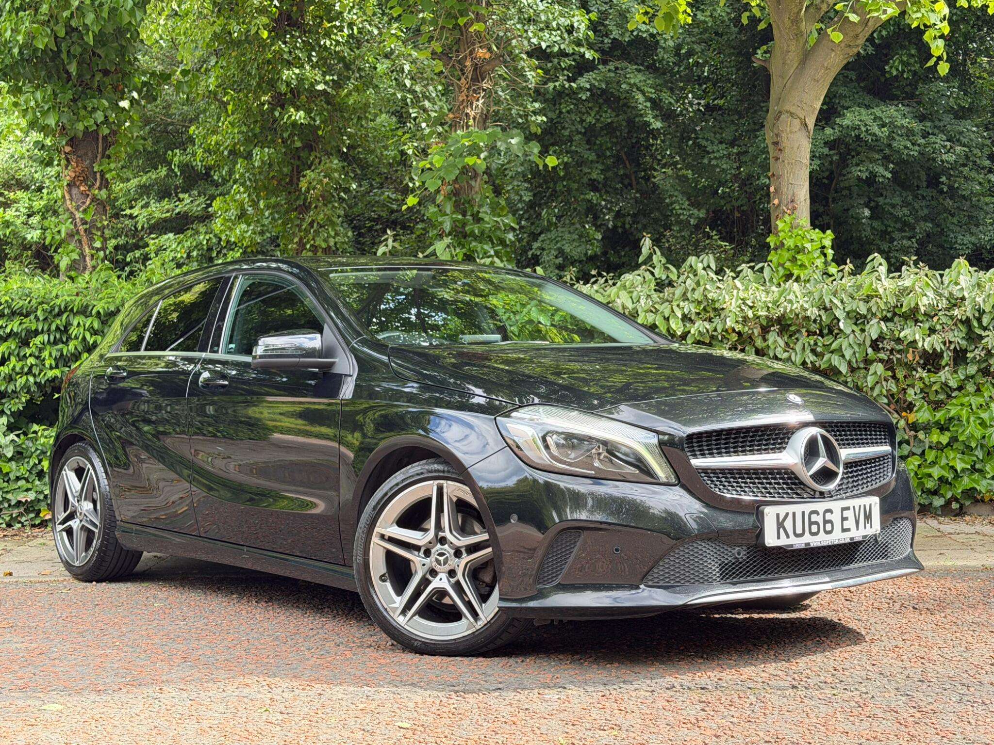 A 2016 MERCEDES-BENZ A CLASS 2.1 A200d Sport (Premium) 7G-DCT Euro 6 (s/s) 5dr A 2016 MERCEDES-BENZ A CLASS 2.1 A200d Sport (Premium) 7G-DCT Euro 6 (s/s) 5dr