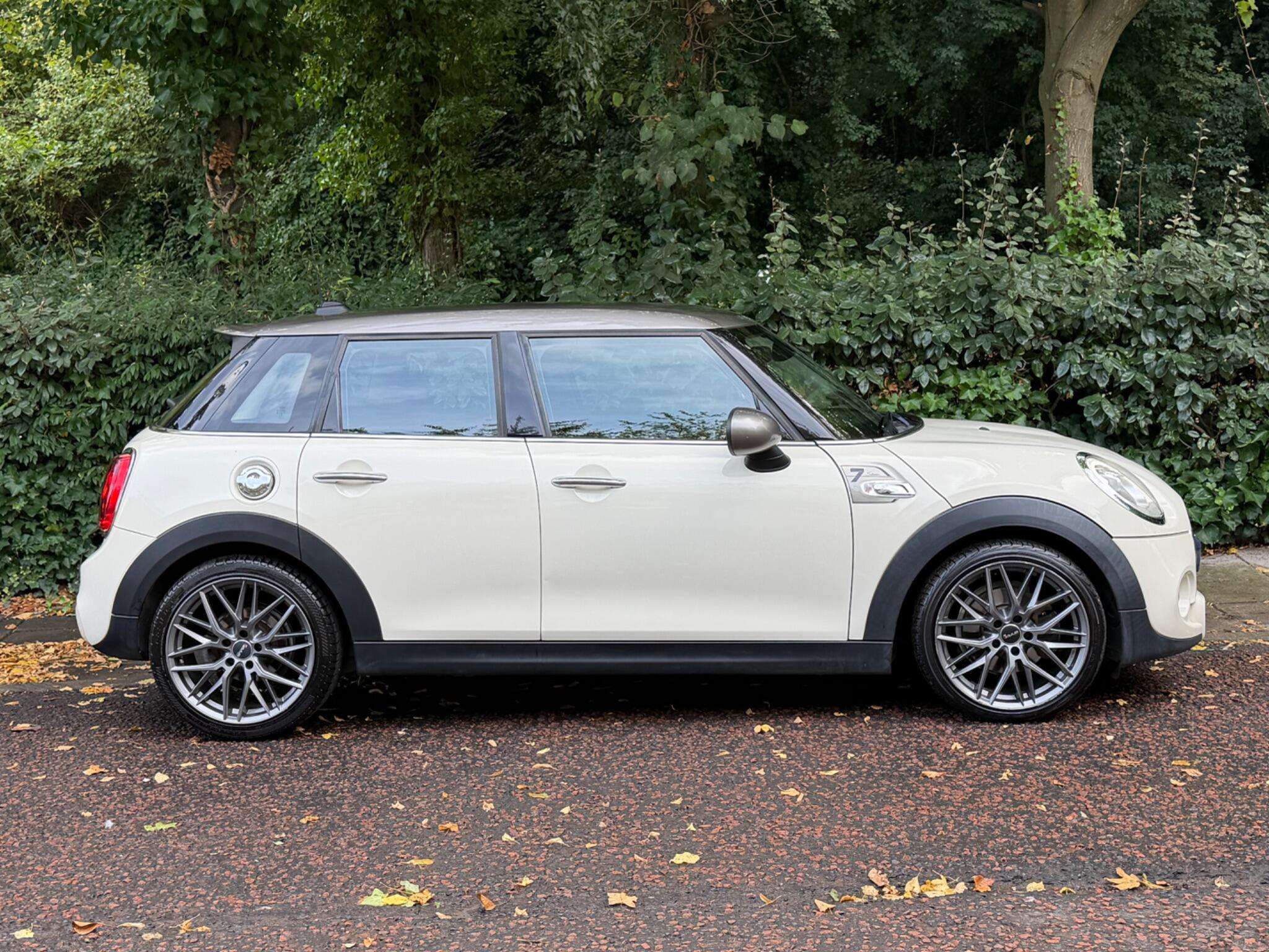 2017 MINI HATCH 2017 MINI HATCH