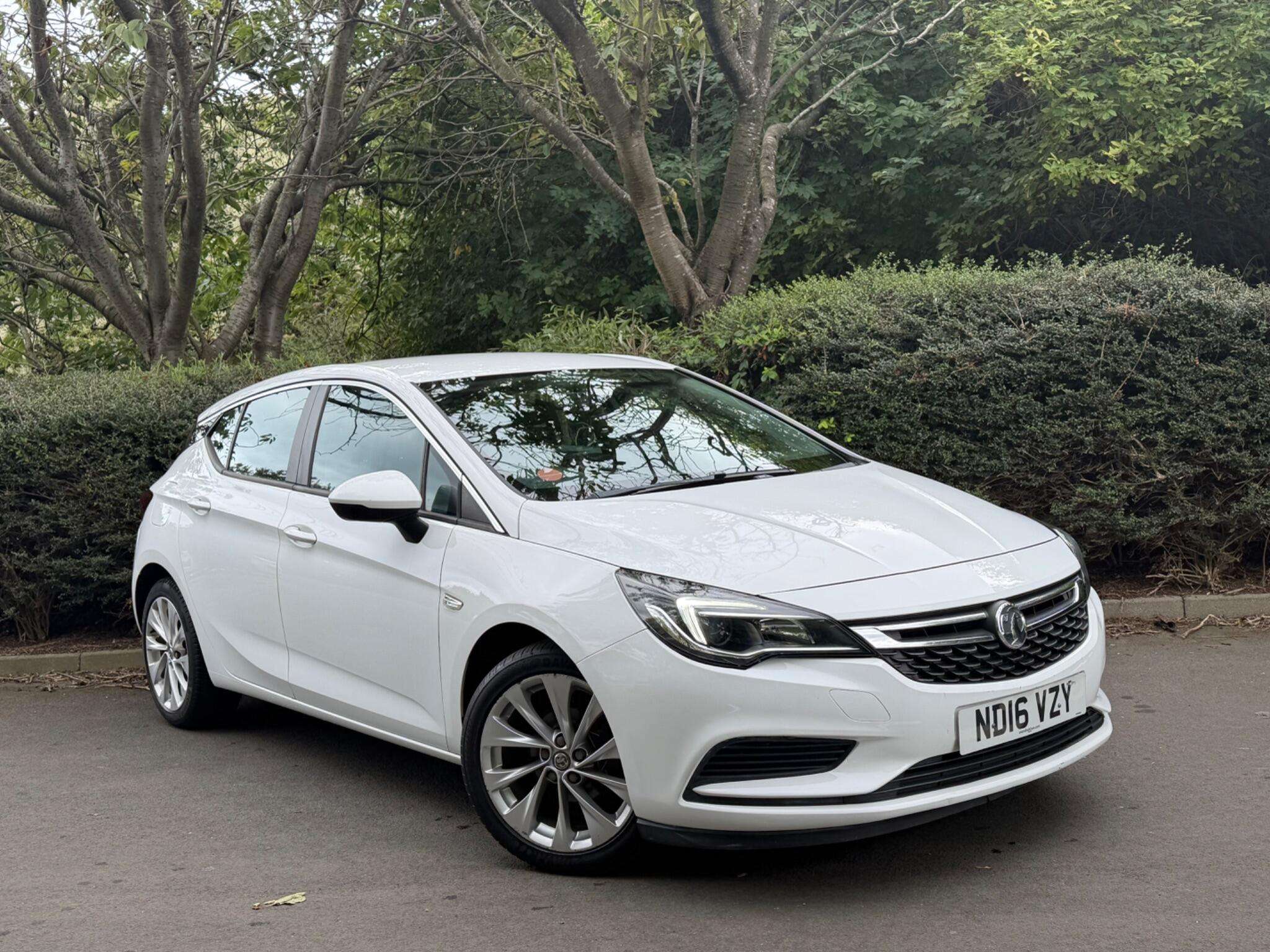 A 2016 VAUXHALL ASTRA 1.4i Energy Euro 6 5dr A 2016 VAUXHALL ASTRA 1.4i Energy Euro 6 5dr