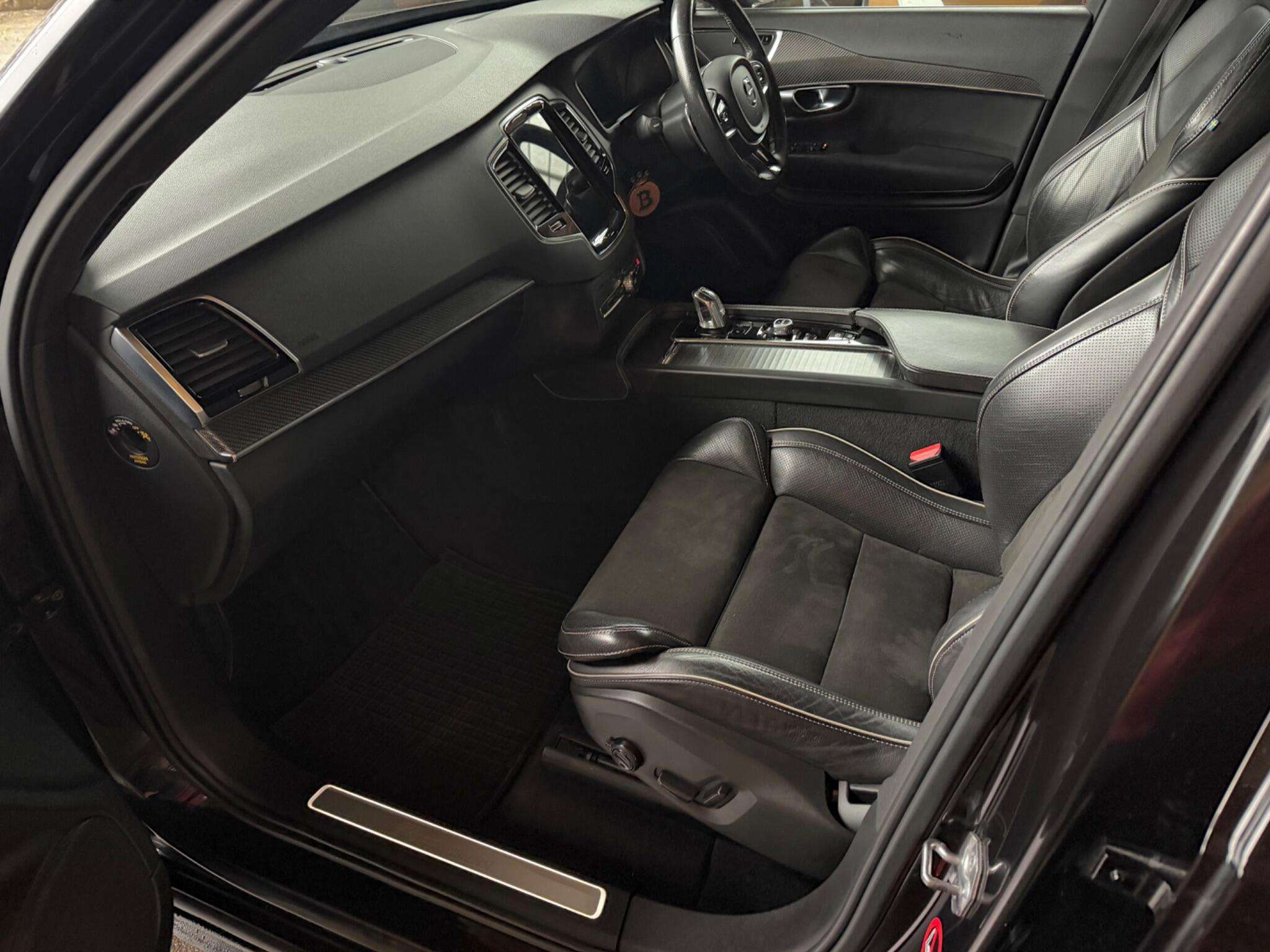 2017 VOLVO XC90 2017 VOLVO XC90