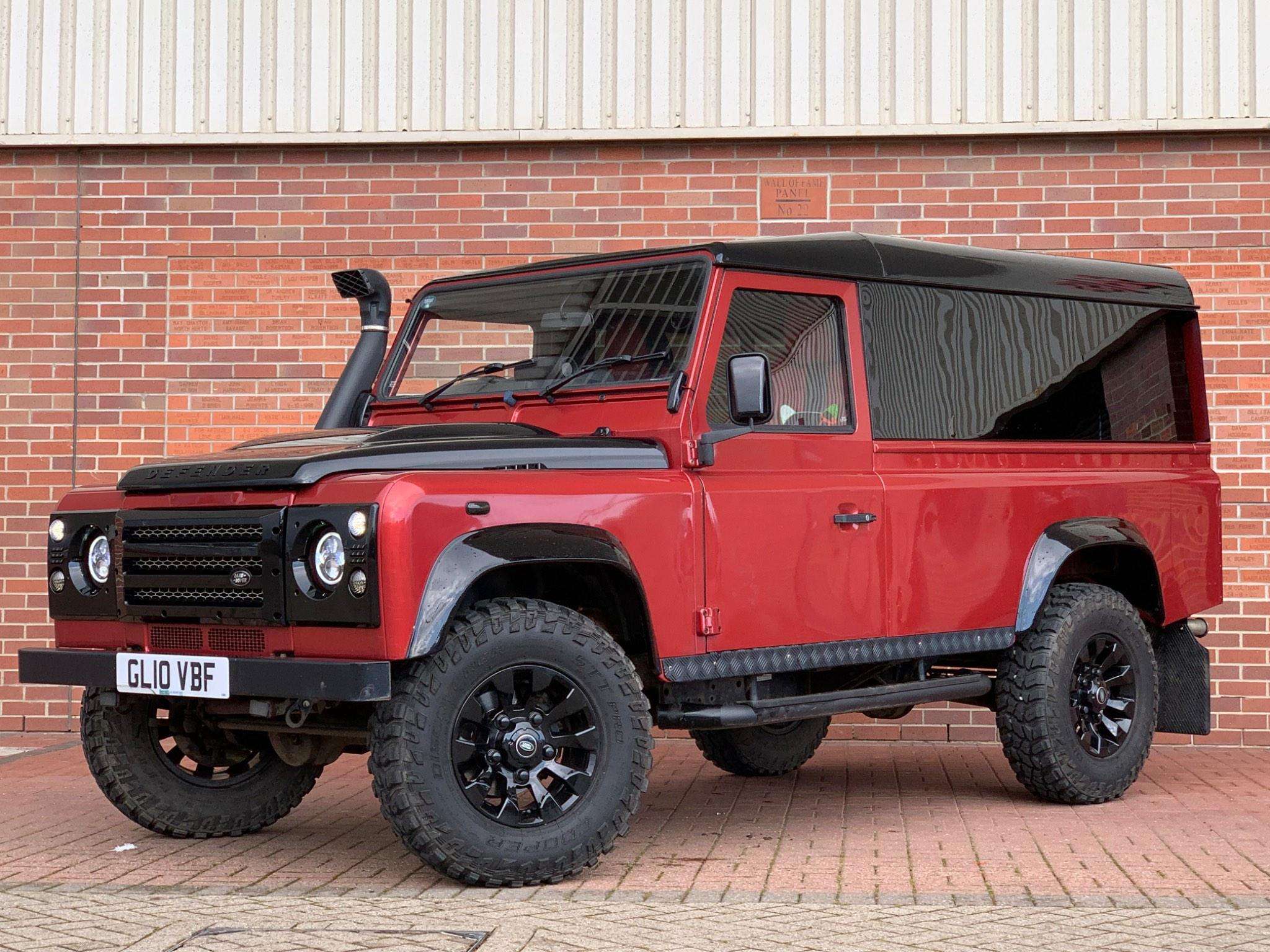 2010 LAND ROVER DEFENDER 110 2010 LAND ROVER DEFENDER 110