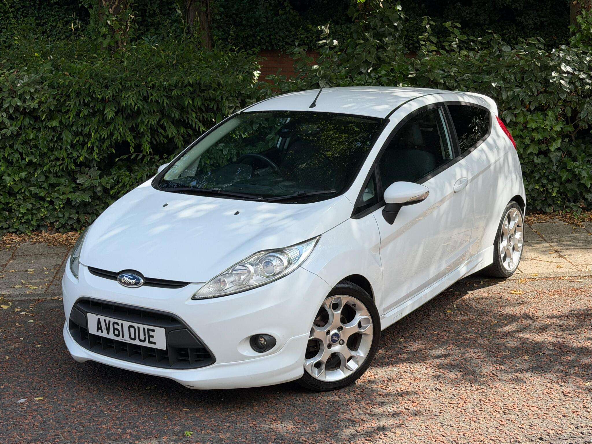 2011 FORD FIESTA 2011 FORD FIESTA