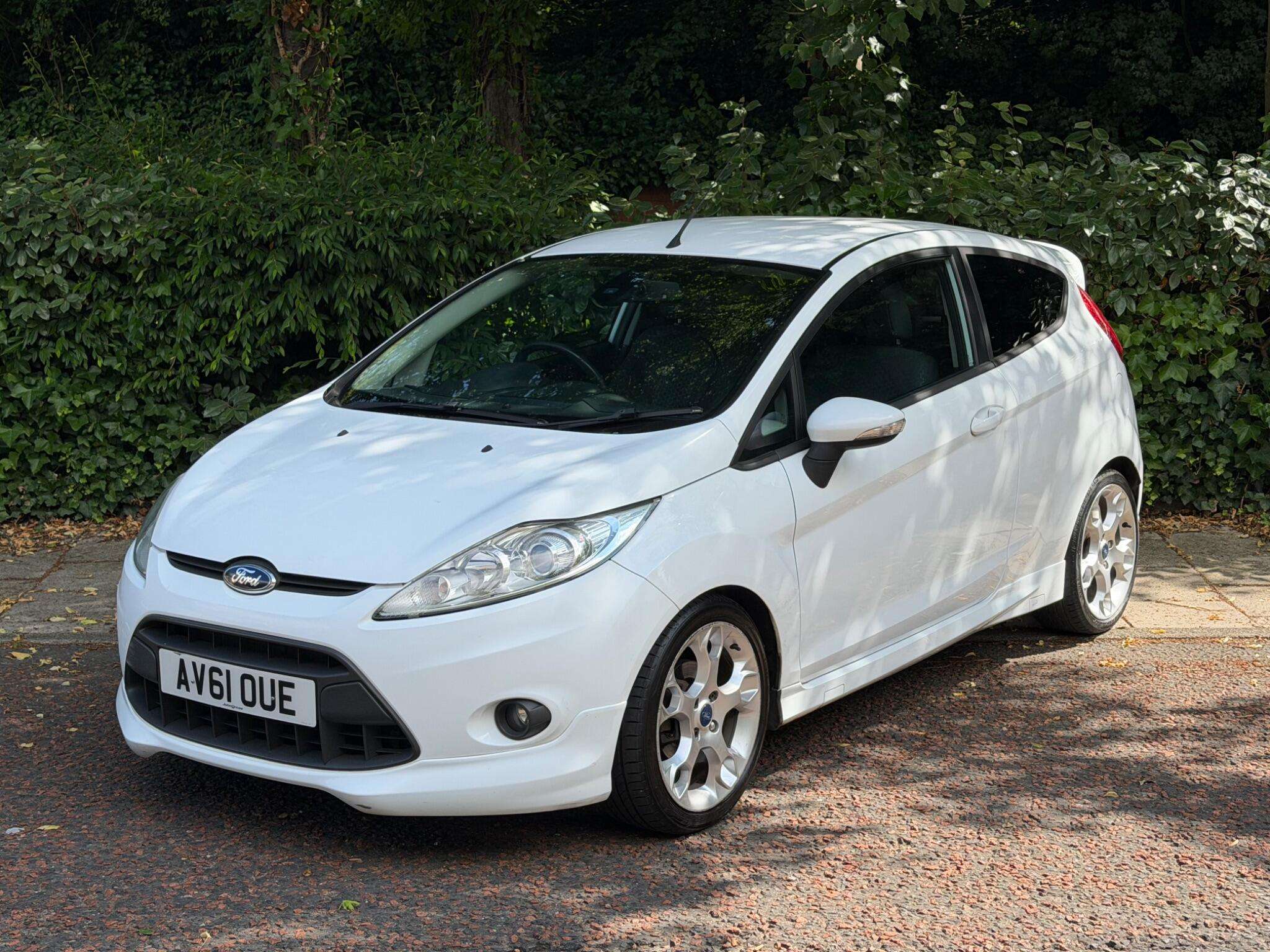 2011 FORD FIESTA 2011 FORD FIESTA