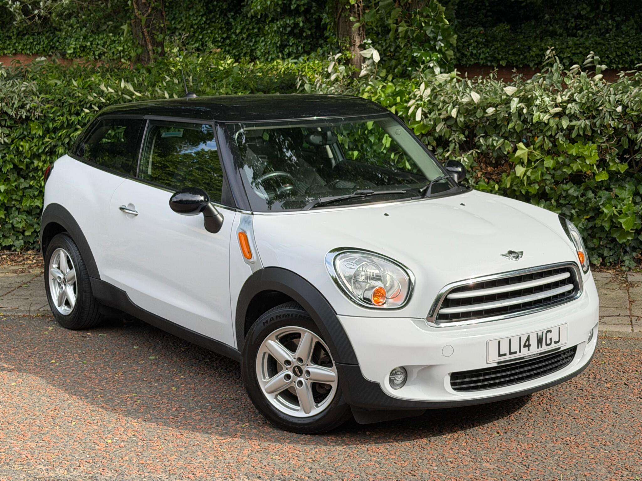 A 2014 MINI PACEMAN 1.6 Cooper Euro 5 (s/s) 3dr A 2014 MINI PACEMAN 1.6 Cooper Euro 5 (s/s) 3dr