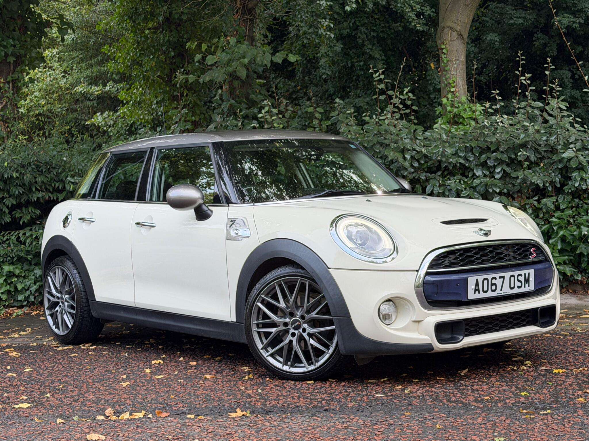 A 2017 MINI HATCH 2.0 Cooper S Seven Euro 6 (s/s) 5dr A 2017 MINI HATCH 2.0 Cooper S Seven Euro 6 (s/s) 5dr