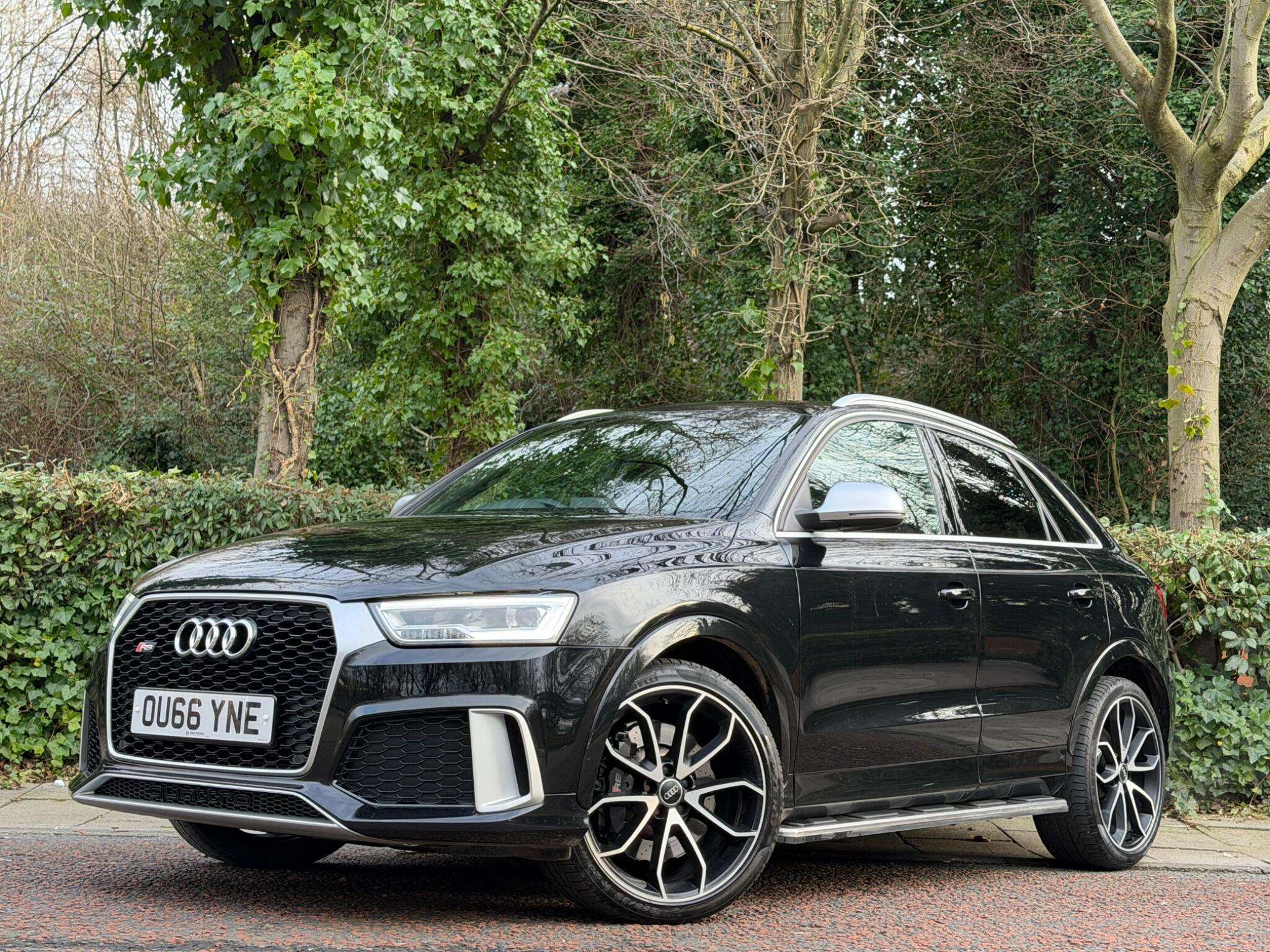2016 AUDI RS Q3 2016 AUDI RS Q3