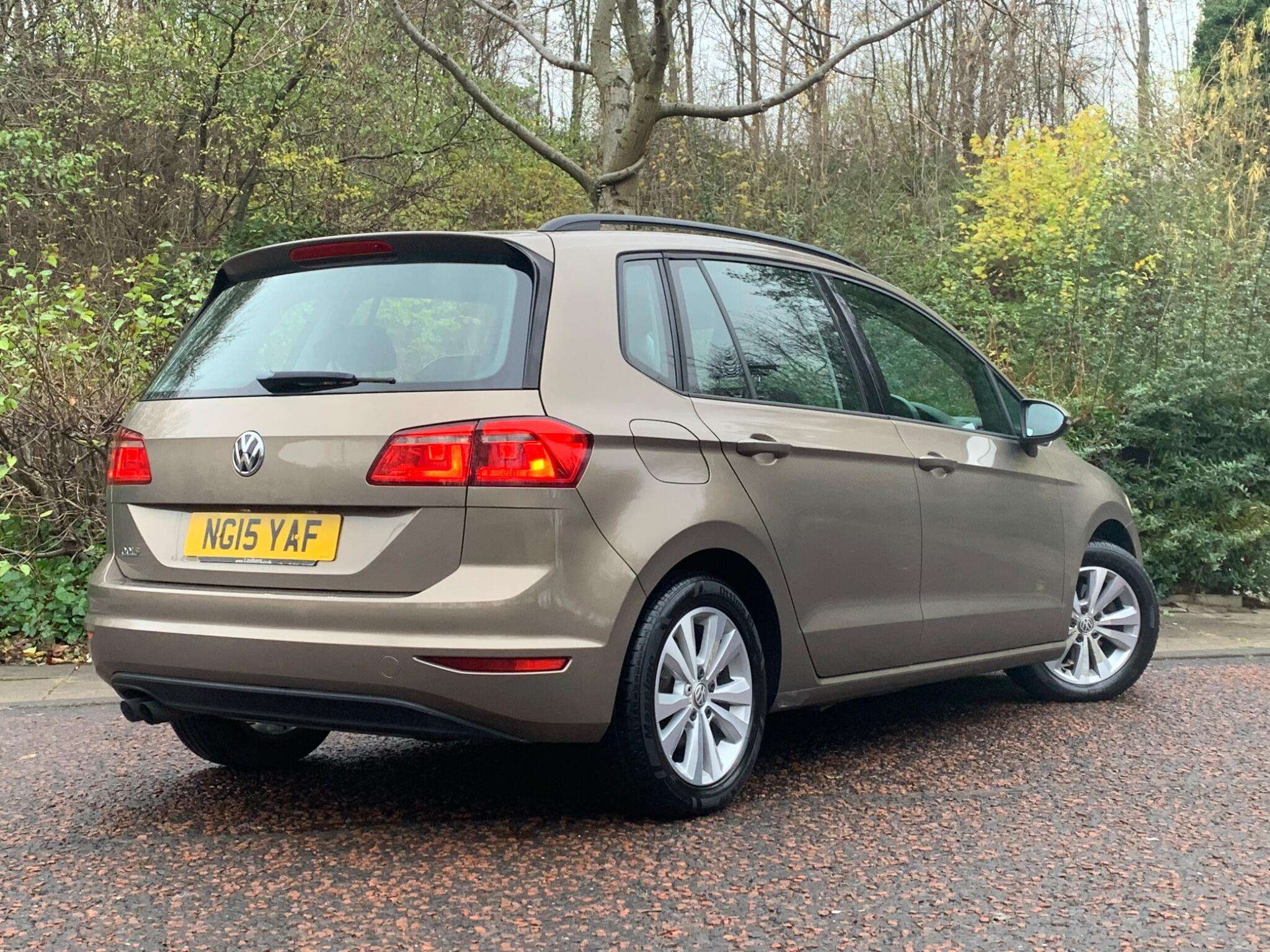 2015 VOLKSWAGEN GOLF SV 2015 VOLKSWAGEN GOLF SV