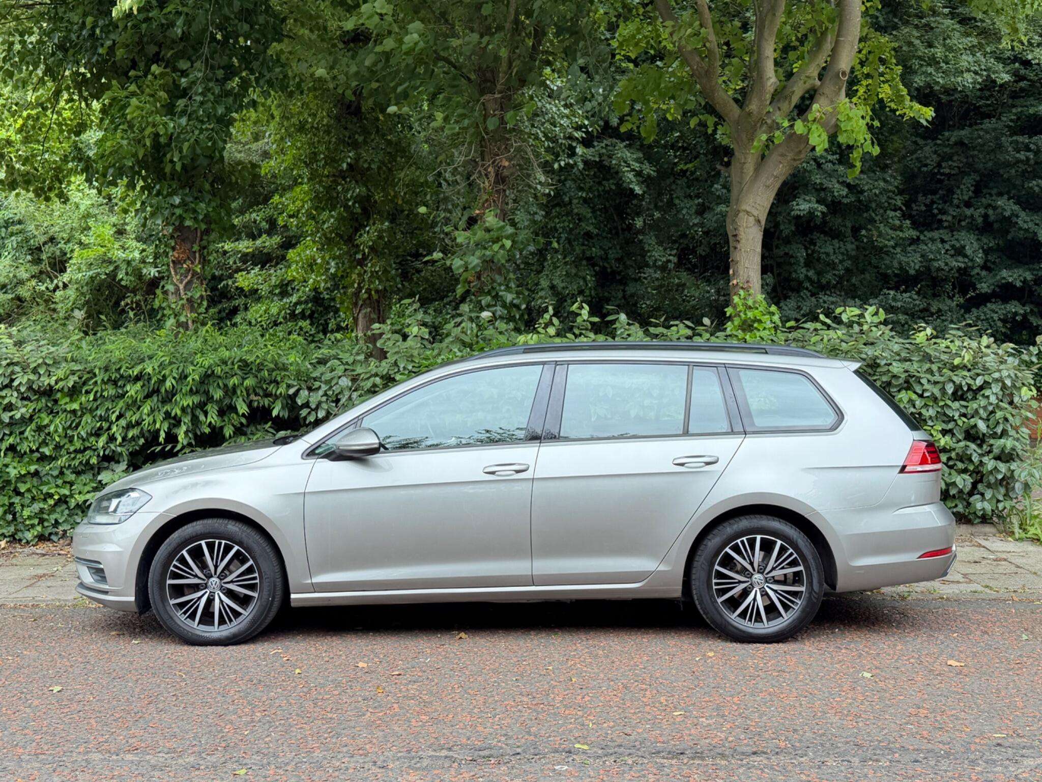 2018 VOLKSWAGEN GOLF 2018 VOLKSWAGEN GOLF