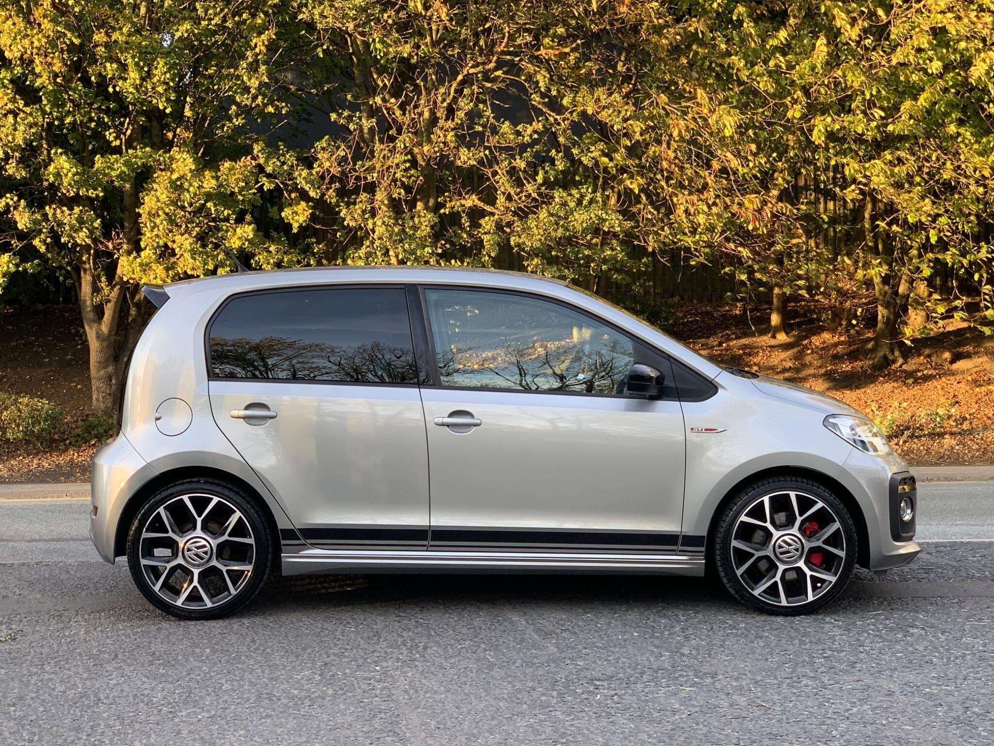 2019 VOLKSWAGEN UP! 2019 VOLKSWAGEN UP!