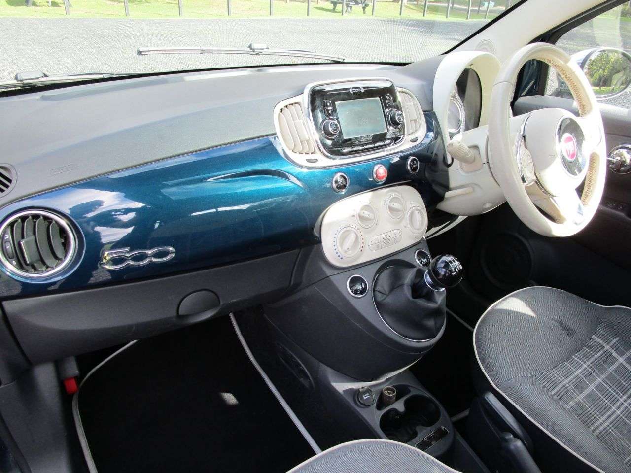 2015 FIAT 500 2015 FIAT 500