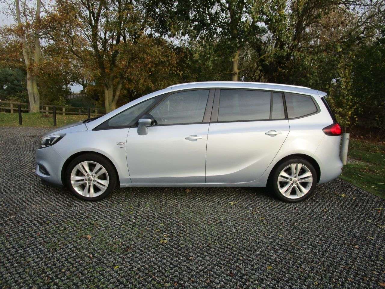 2017 VAUXHALL ZAFIRA TOURER 2017 VAUXHALL ZAFIRA TOURER