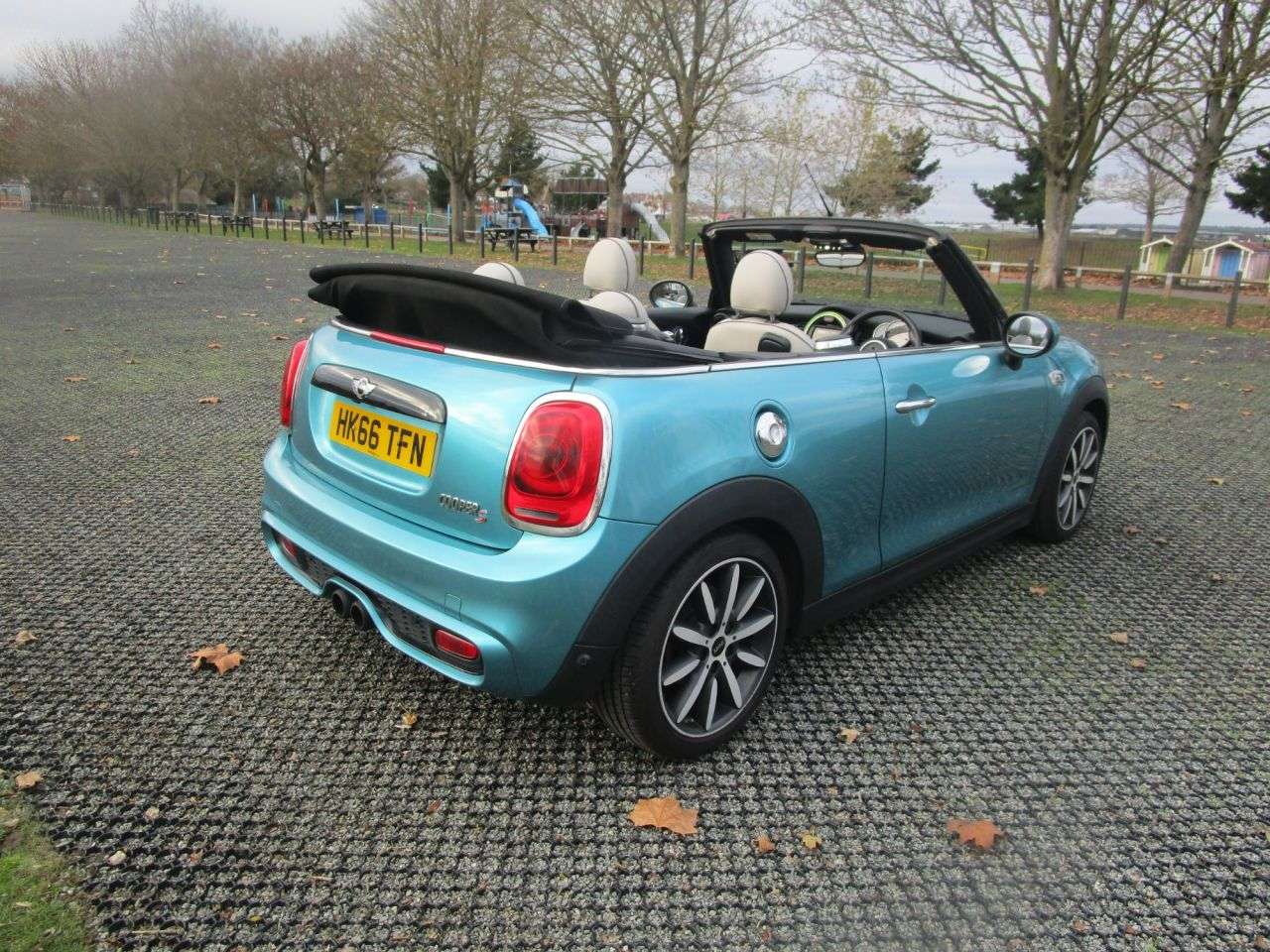 2016 MINI CONVERTIBLE 2016 MINI CONVERTIBLE