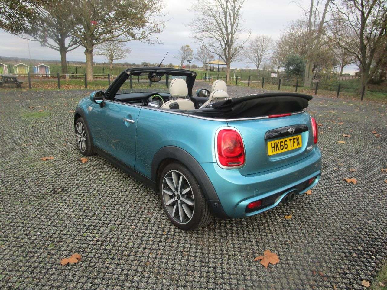 2016 MINI CONVERTIBLE 2016 MINI CONVERTIBLE