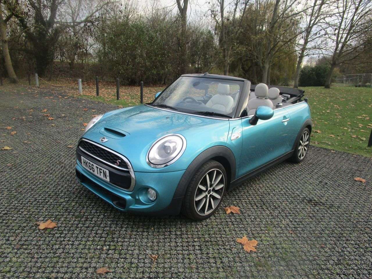 2016 MINI CONVERTIBLE 2016 MINI CONVERTIBLE