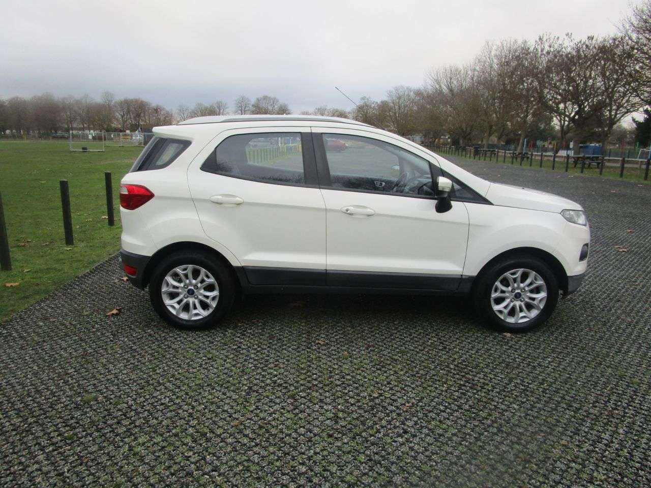 2017 FORD ECOSPORT 2017 FORD ECOSPORT